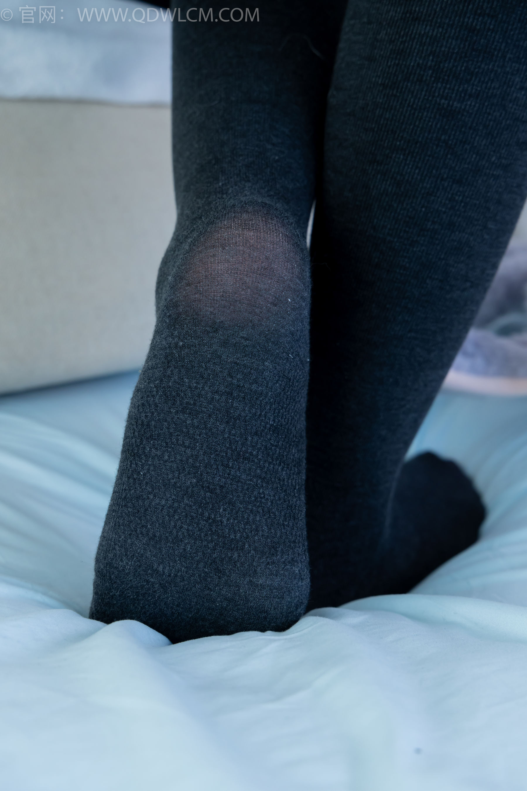 物恋传媒 No.2313 岚岚 - 高跟鞋、厚灰丝/(180P)