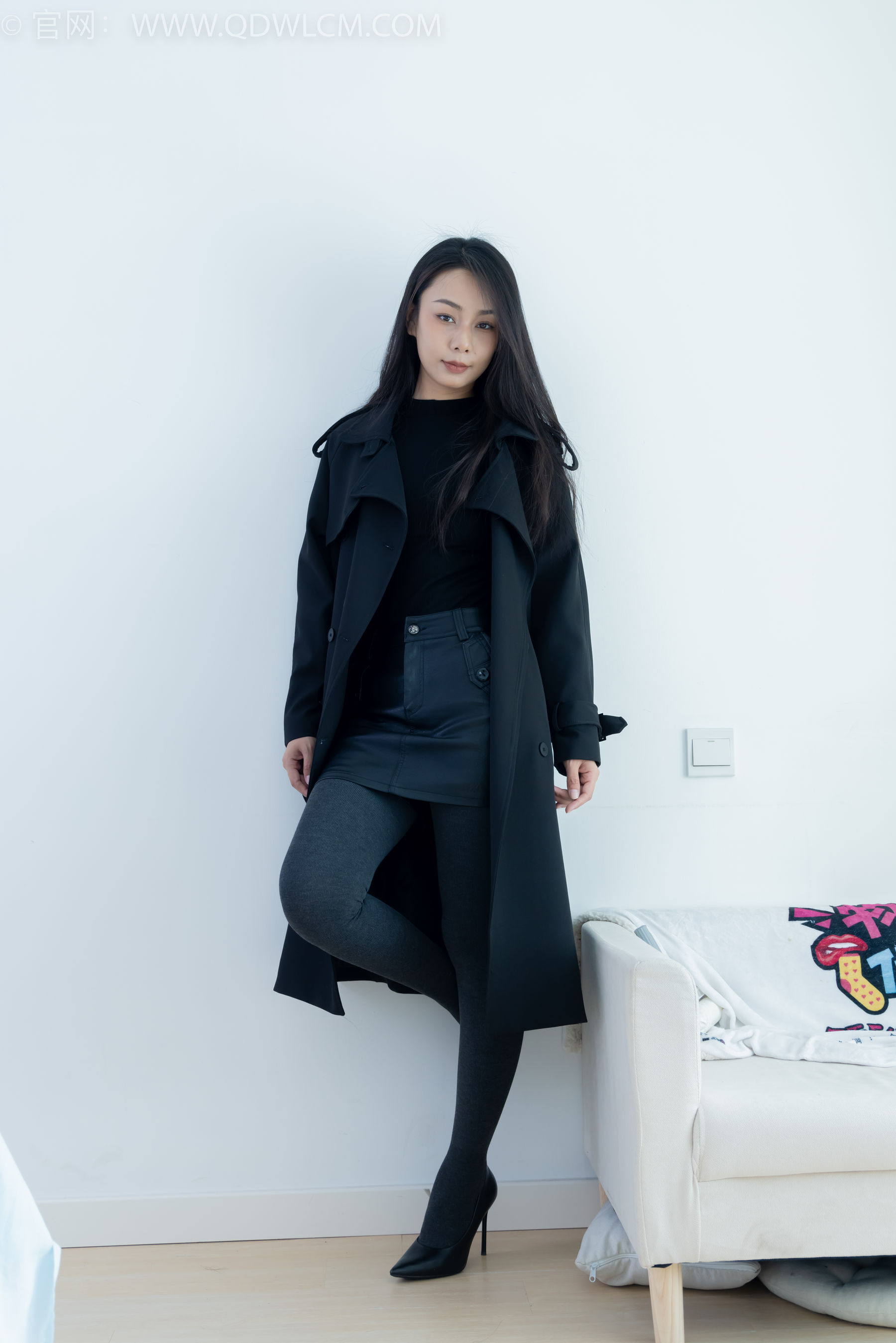 物恋传媒 No.2313 岚岚 - 高跟鞋、厚灰丝/(180P)