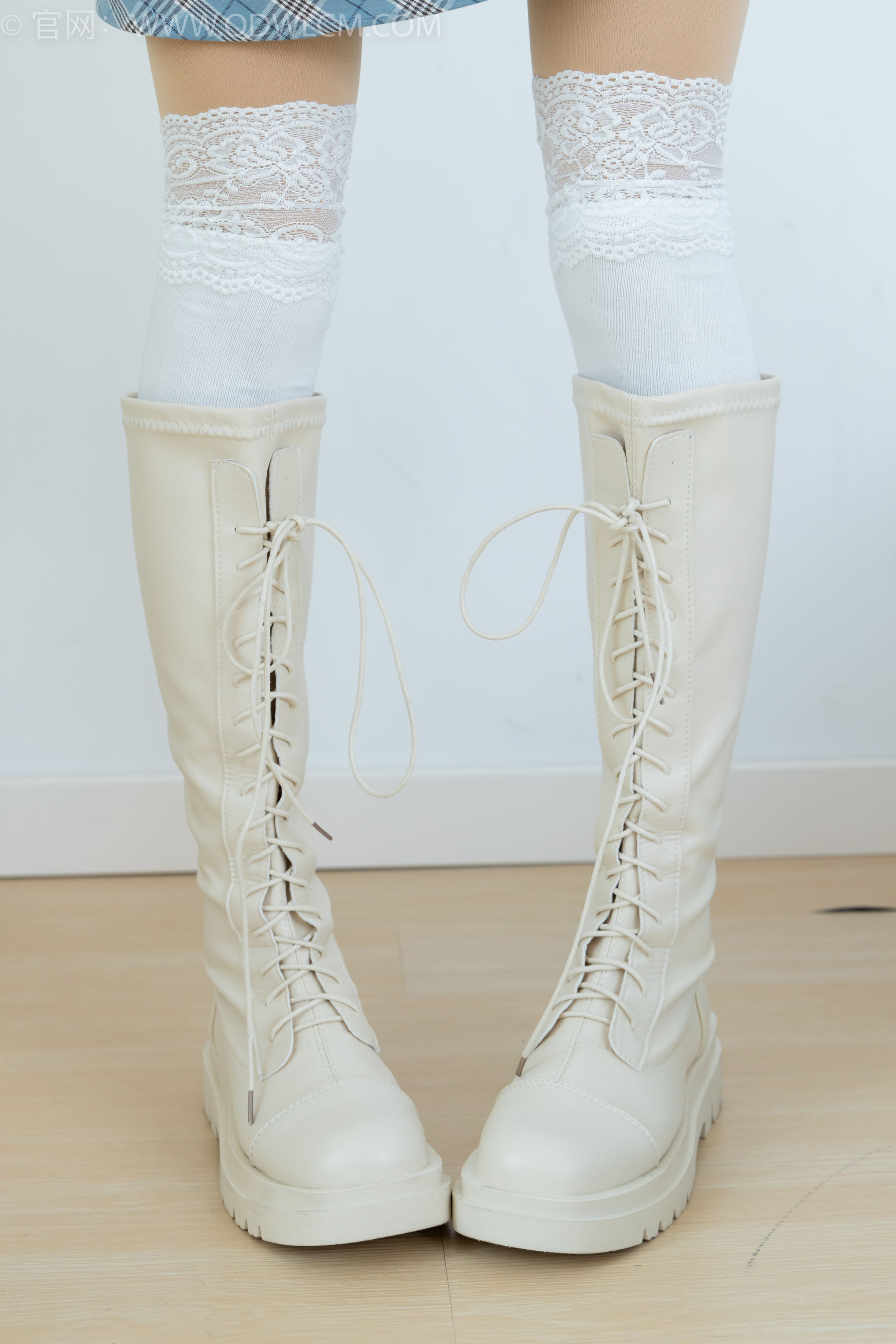 物恋传媒 No.2312 茯苓 - 长靴、过膝白棉袜、厚肉丝/(160P)