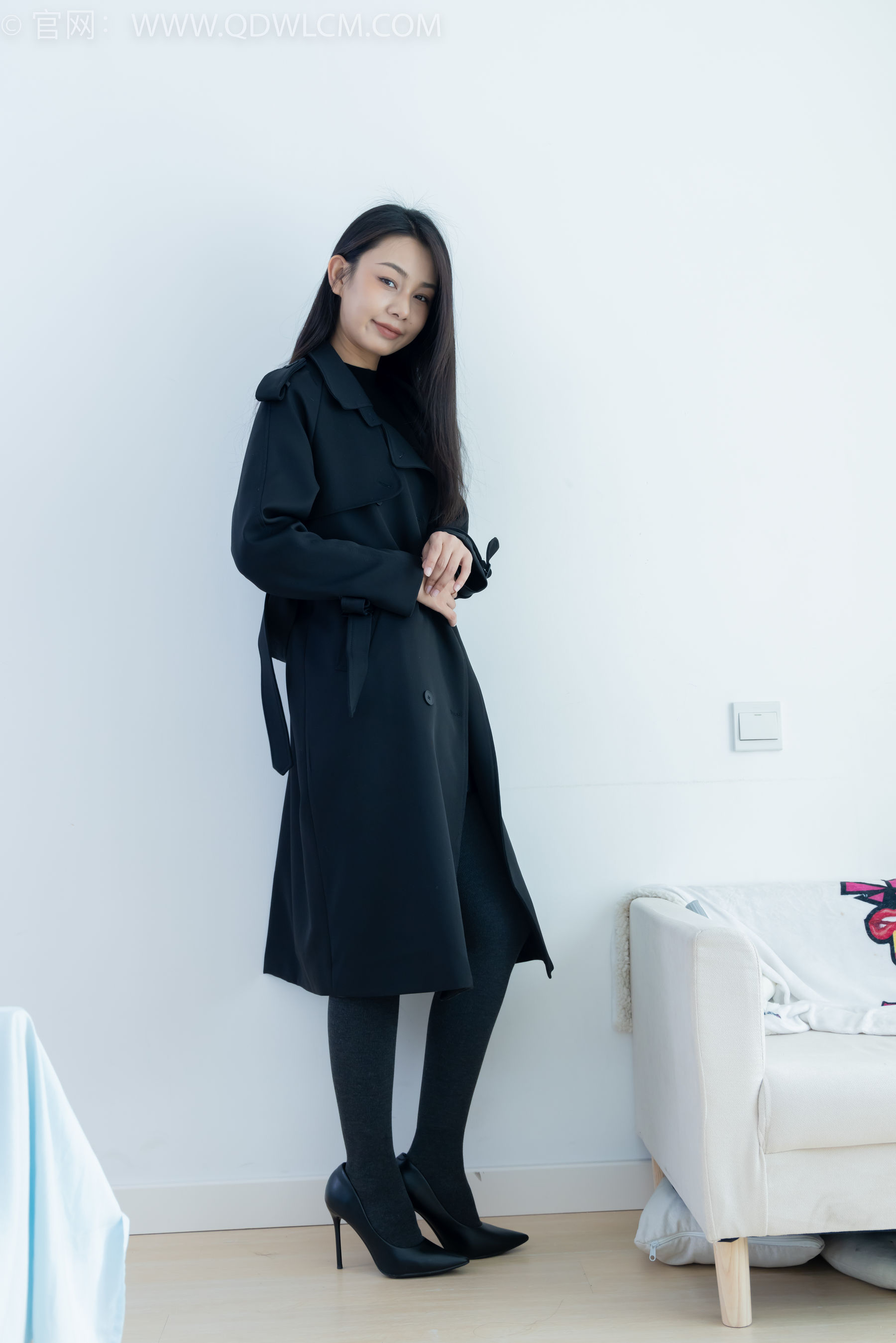 物恋传媒 No.2313 岚岚 - 高跟鞋、厚灰丝/(180P)