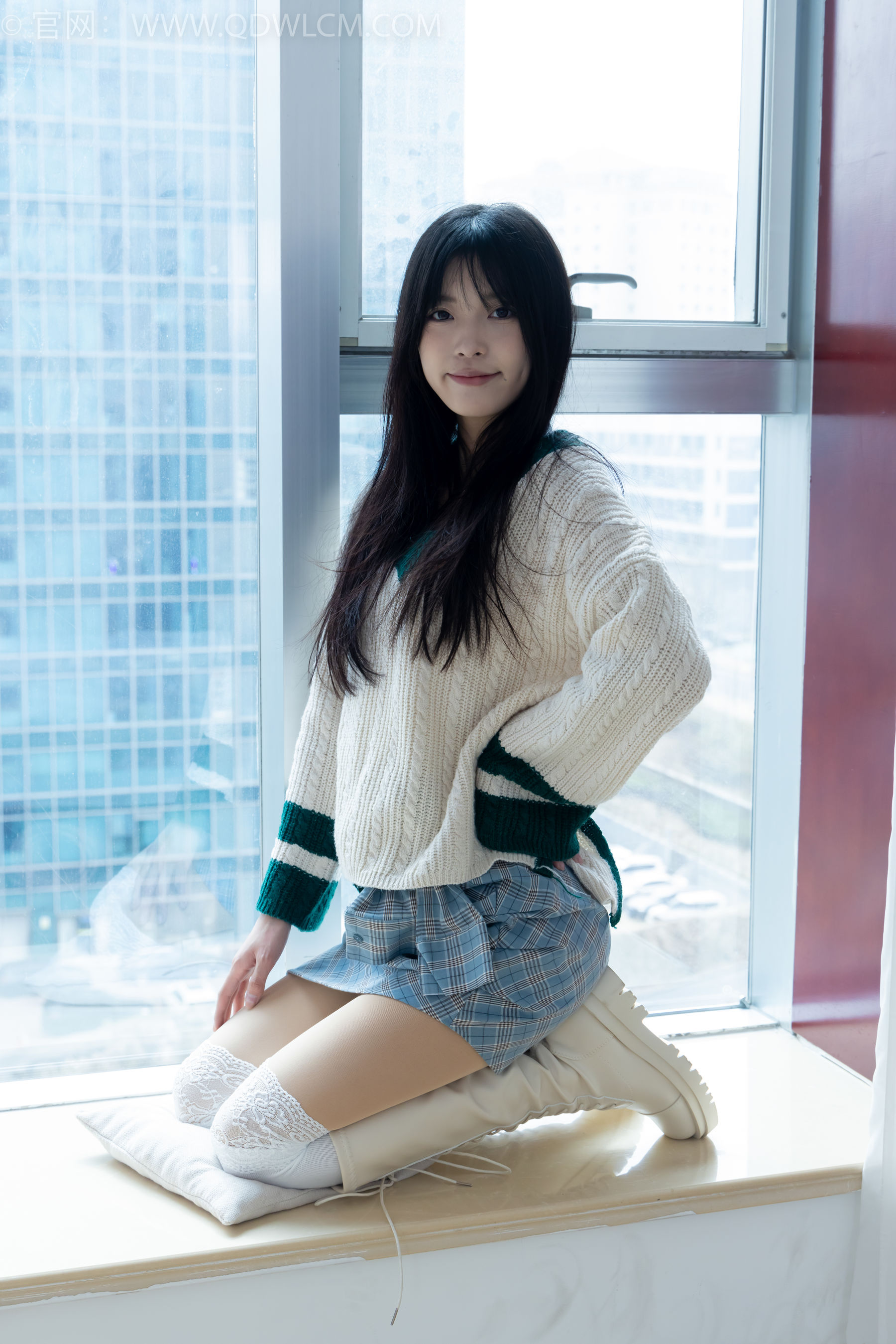 物恋传媒 No.2312 茯苓 - 长靴、过膝白棉袜、厚肉丝/(160P)