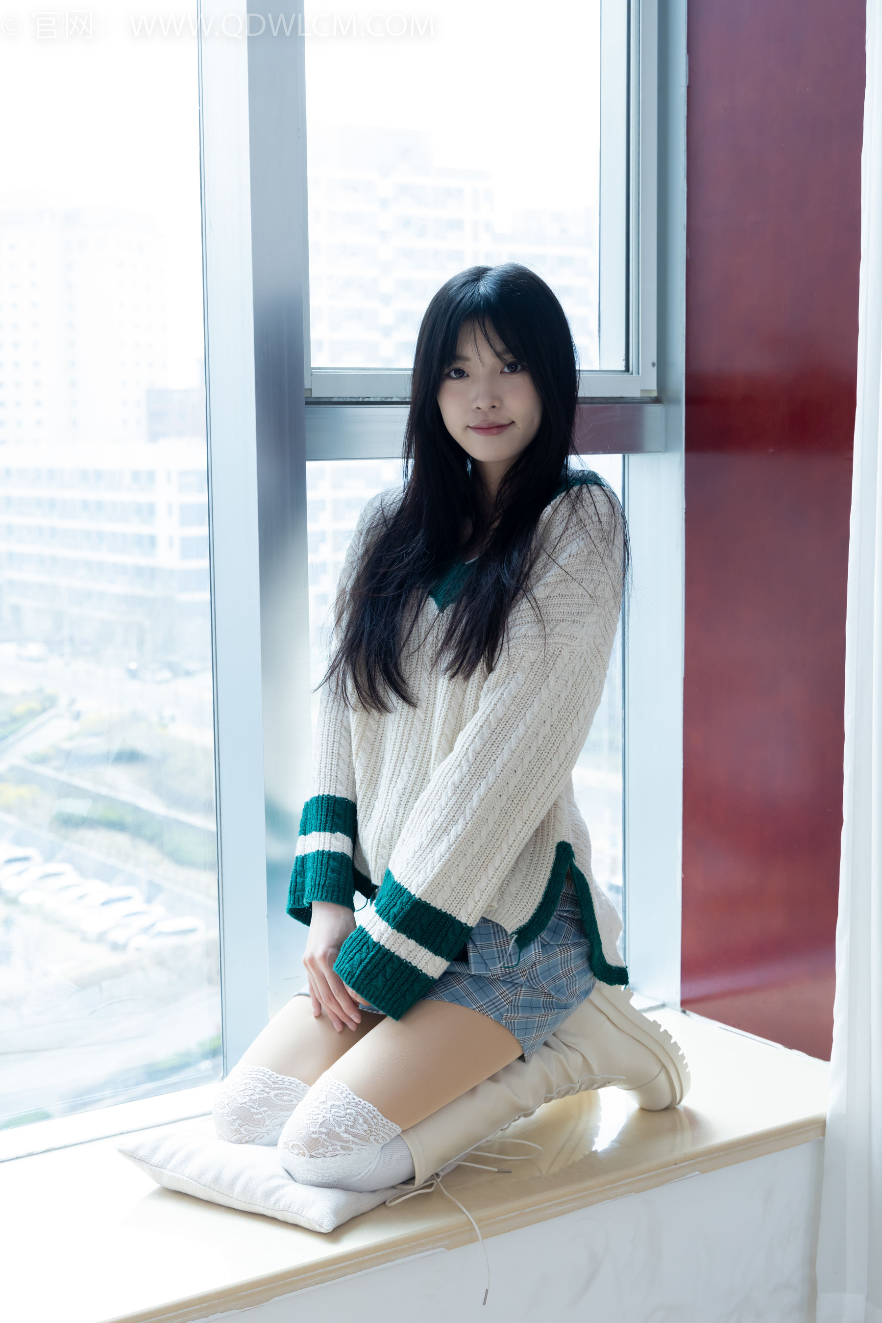 物恋传媒 No.2312 茯苓 - 长靴、过膝白棉袜、厚肉丝/(160P)