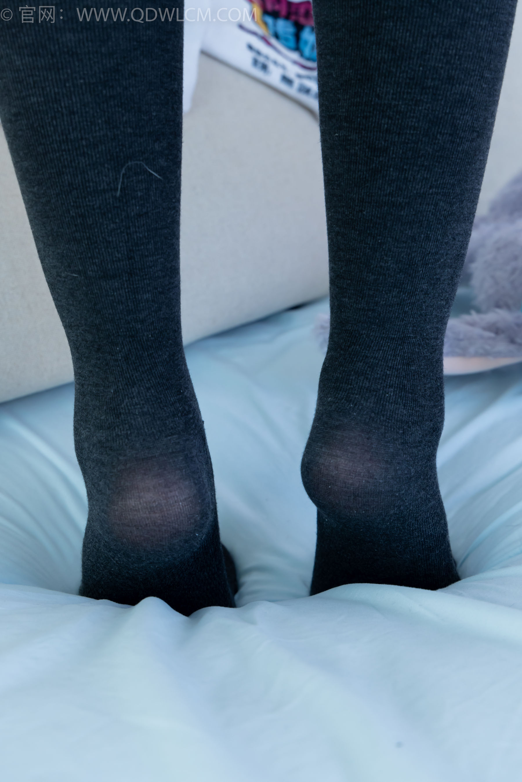 物恋传媒 No.2313 岚岚 - 高跟鞋、厚灰丝/(180P)