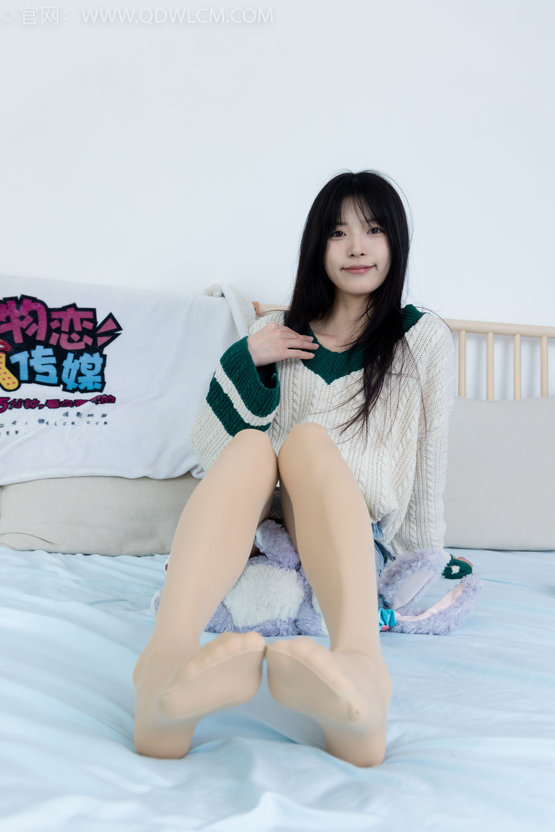 物恋传媒 No.2312 茯苓 - 长靴、过膝白棉袜、厚肉丝/(160P)