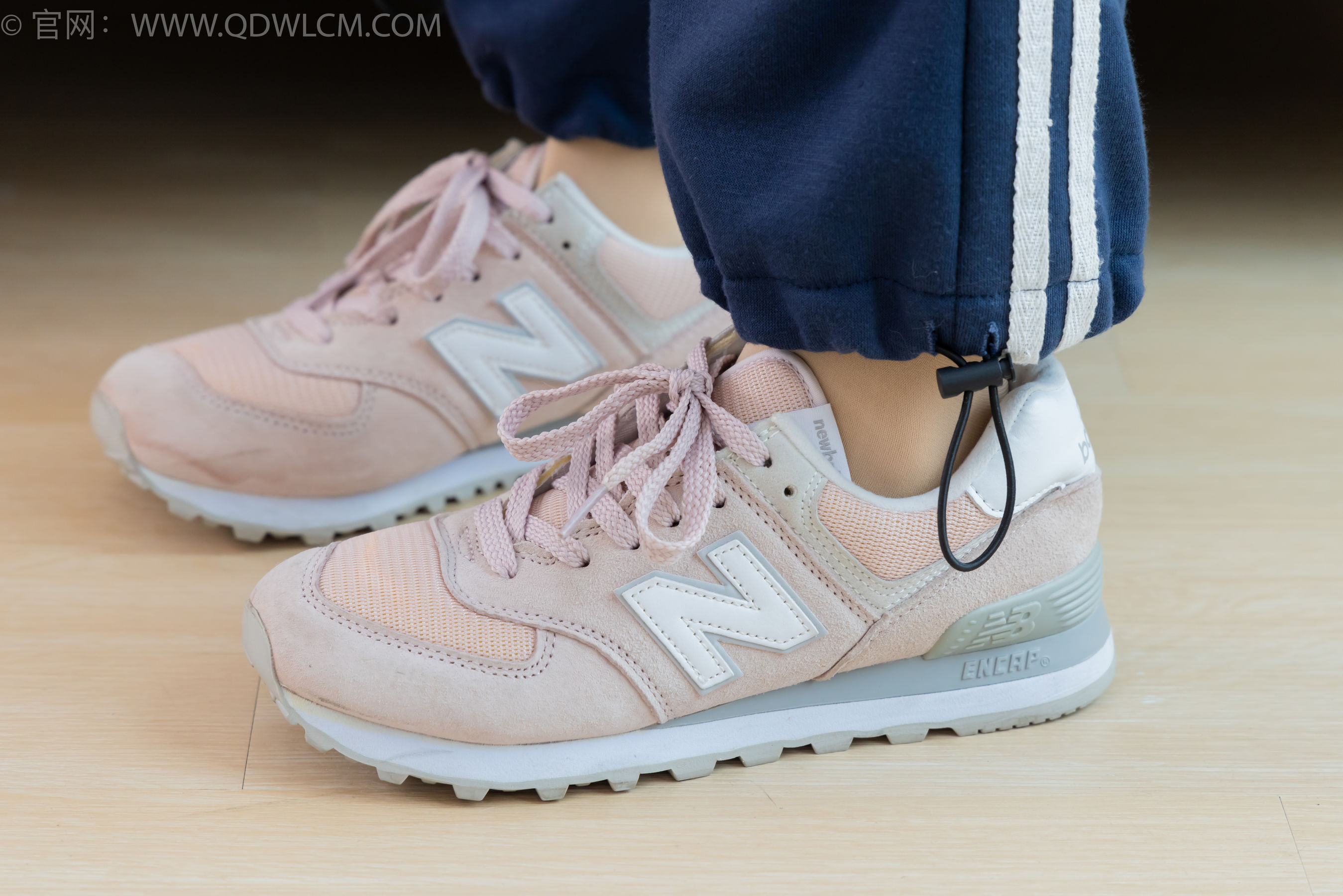 物恋传媒 No.2314 恬恬 - 运动鞋、厚肉丝、校服裤里丝/(160P)