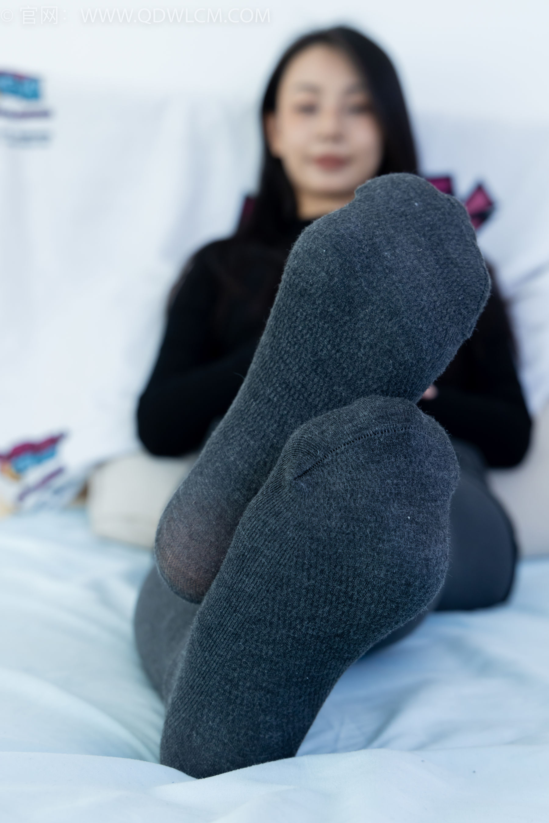 物恋传媒 No.2313 岚岚 - 高跟鞋、厚灰丝/(180P)