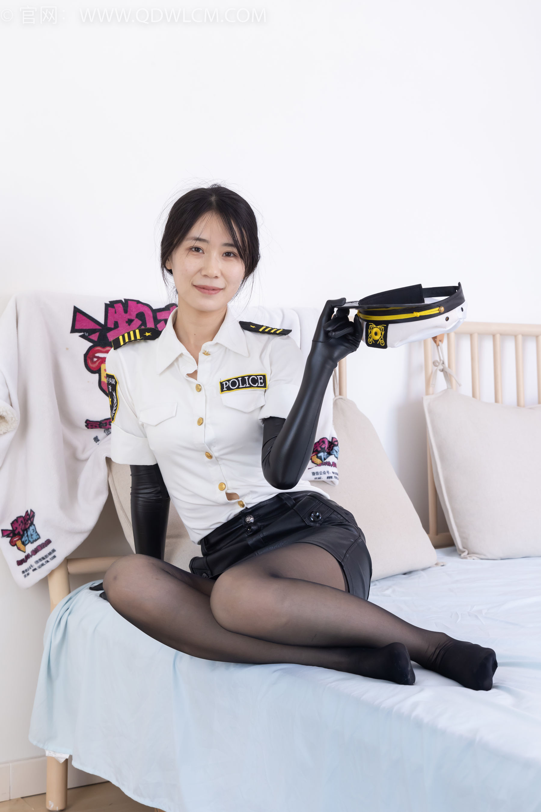 物恋传媒 No.2315 菜菜 - 高跟长靴、薄黑丝/(160P)