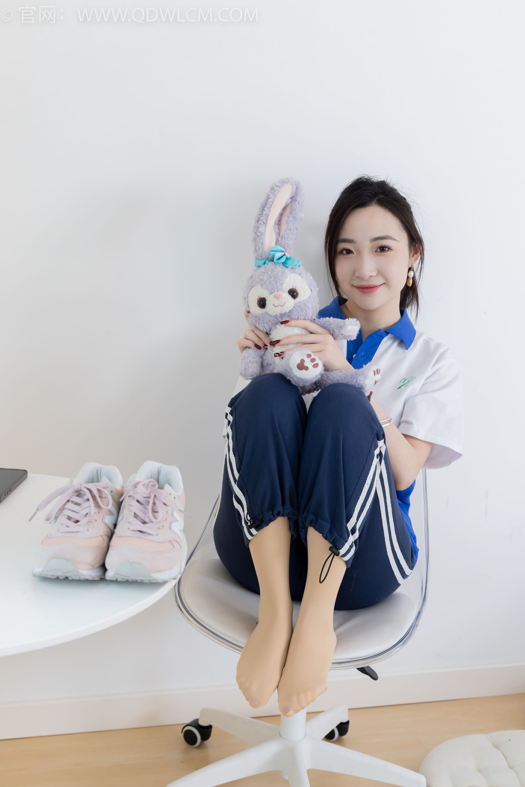 物恋传媒 No.2314 恬恬 - 运动鞋、厚肉丝、校服裤里丝/(160P)