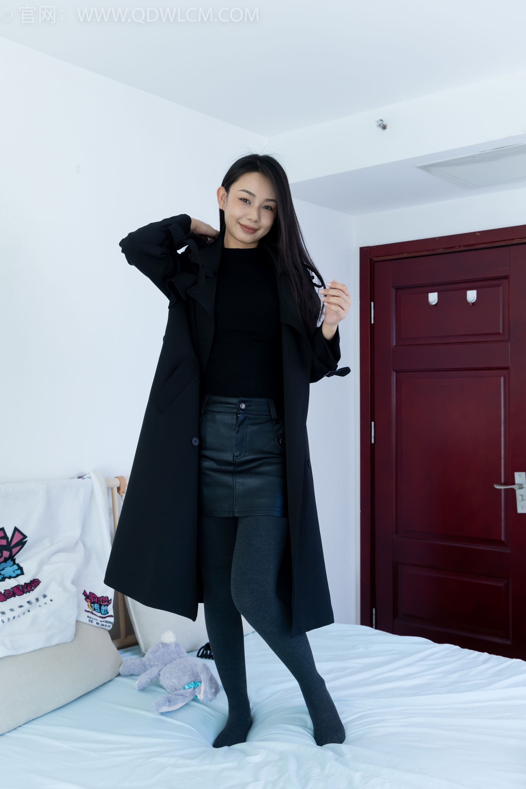 物恋传媒 No.2313 岚岚 - 高跟鞋、厚灰丝/(180P)