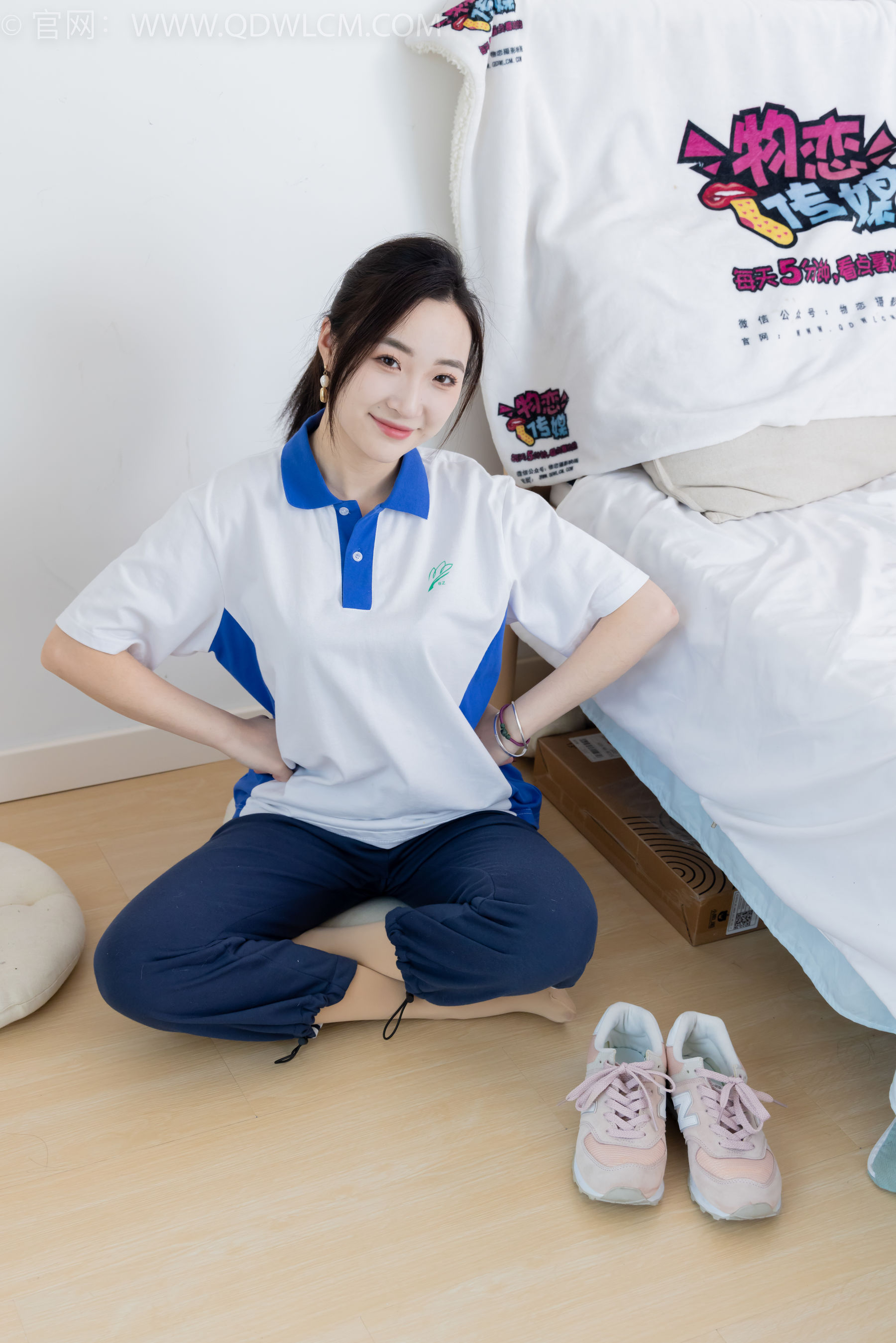 物恋传媒 No.2314 恬恬 - 运动鞋、厚肉丝、校服裤里丝/(160P)