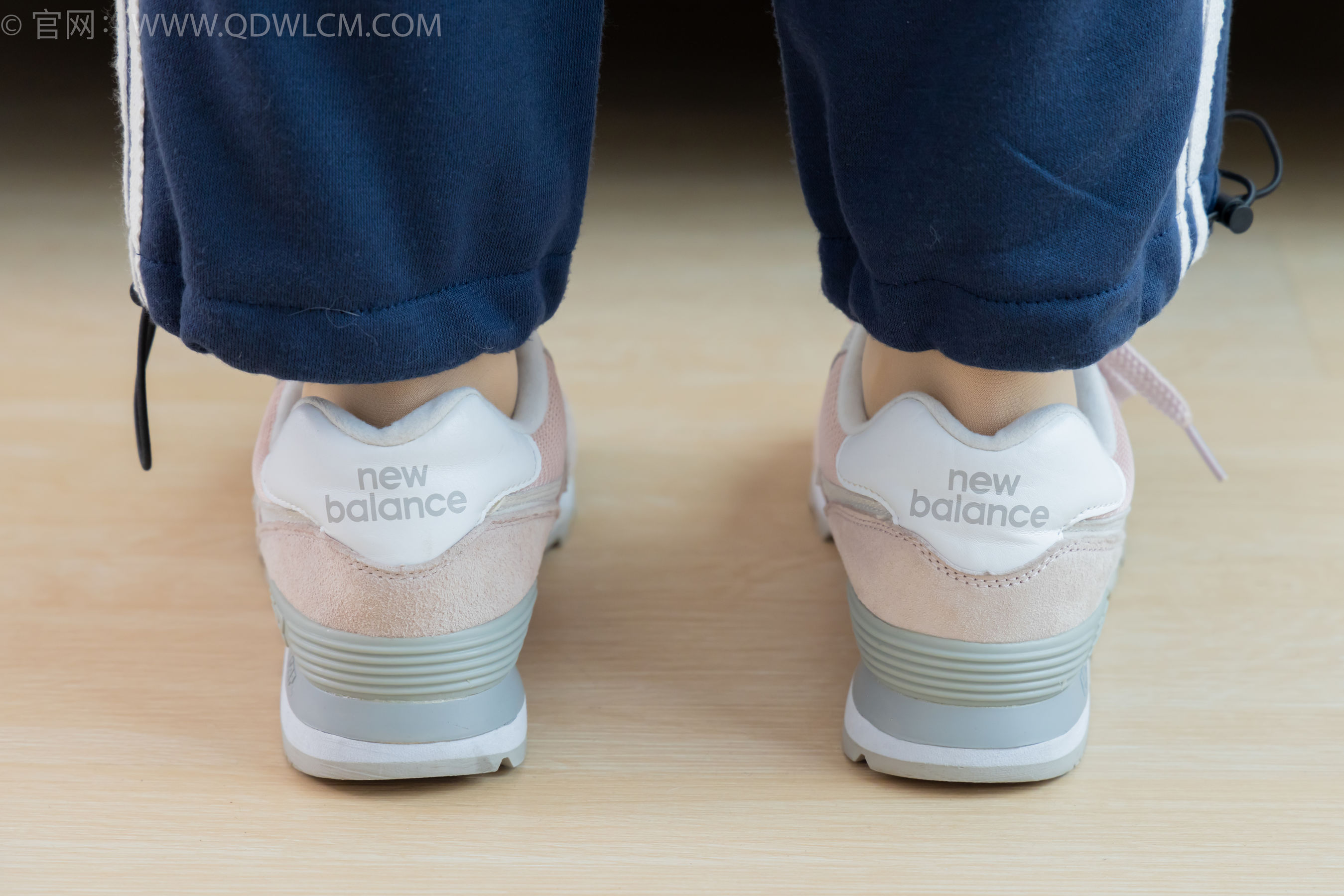 物恋传媒 No.2314 恬恬 - 运动鞋、厚肉丝、校服裤里丝/(160P)