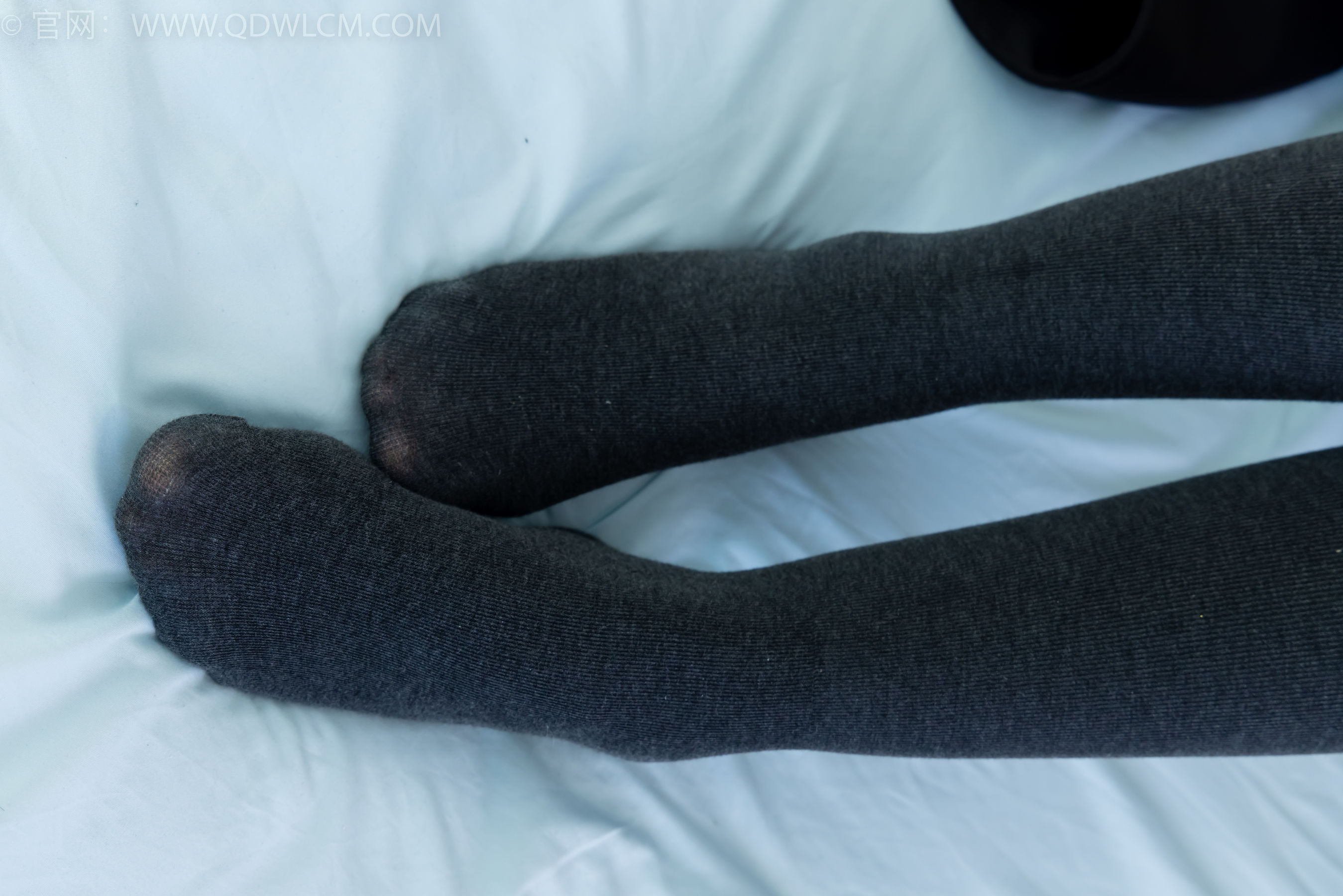 物恋传媒 No.2313 岚岚 - 高跟鞋、厚灰丝/(180P)