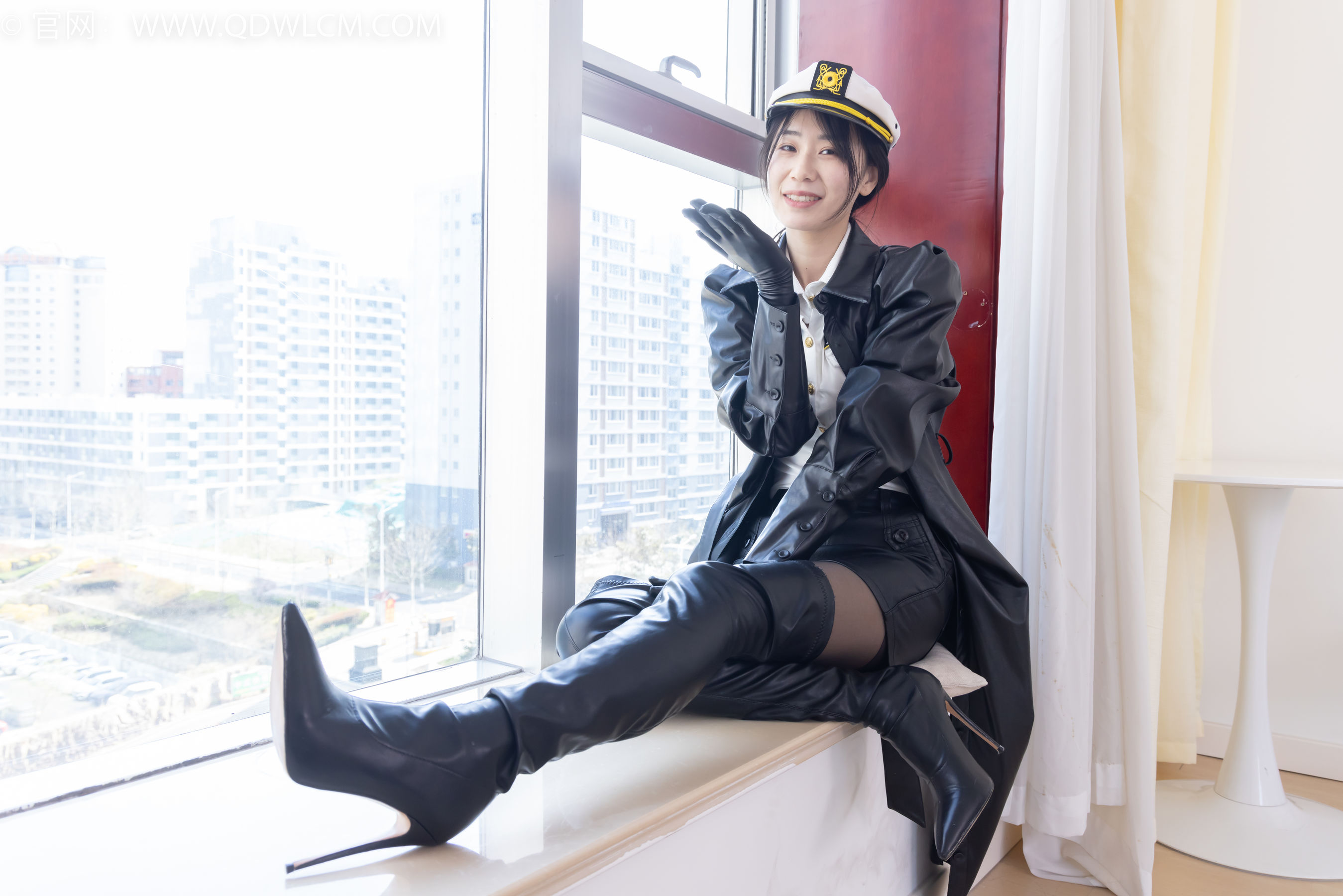 物恋传媒 No.2315 菜菜 - 高跟长靴、薄黑丝/(160P)