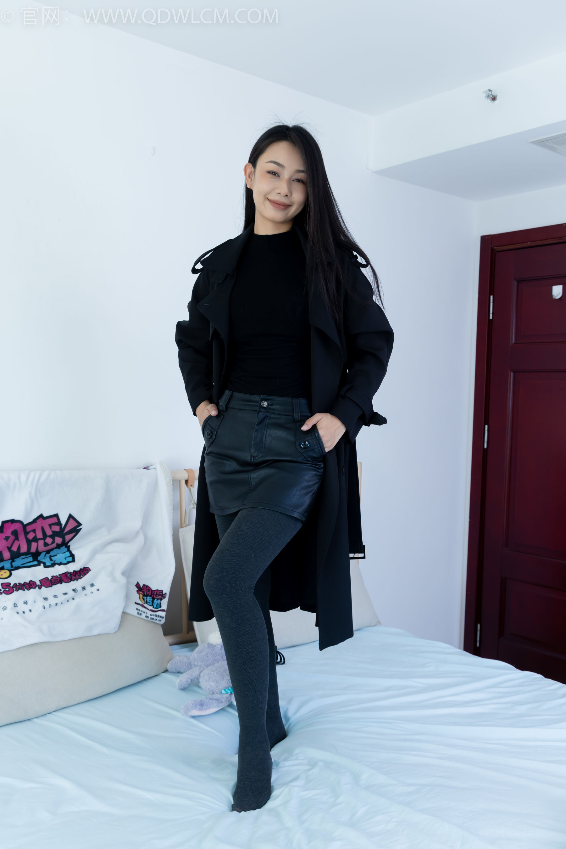 物恋传媒 No.2313 岚岚 - 高跟鞋、厚灰丝/(180P)