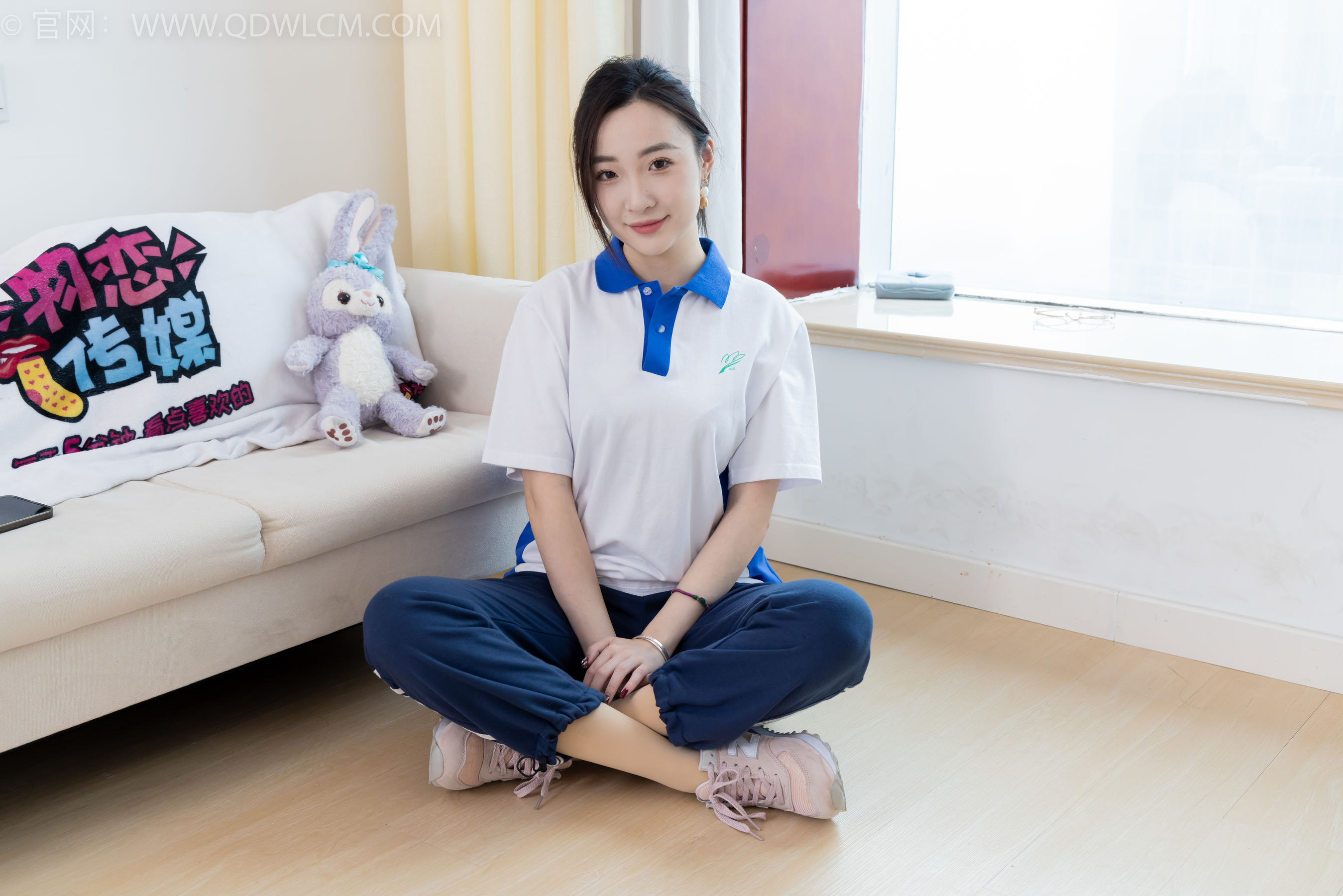 物恋传媒 No.2314 恬恬 - 运动鞋、厚肉丝、校服裤里丝/(160P)