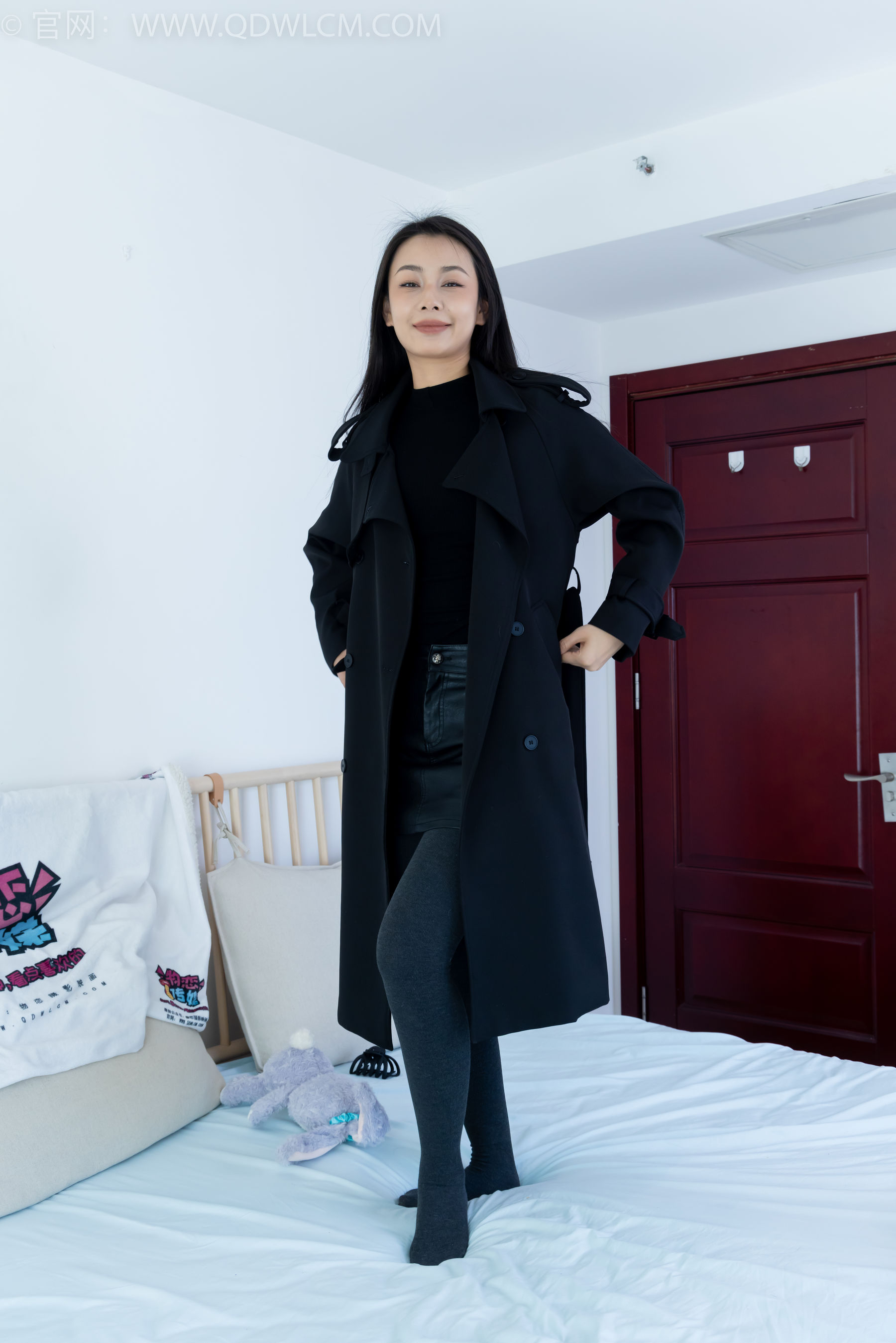 物恋传媒 No.2313 岚岚 - 高跟鞋、厚灰丝/(180P)