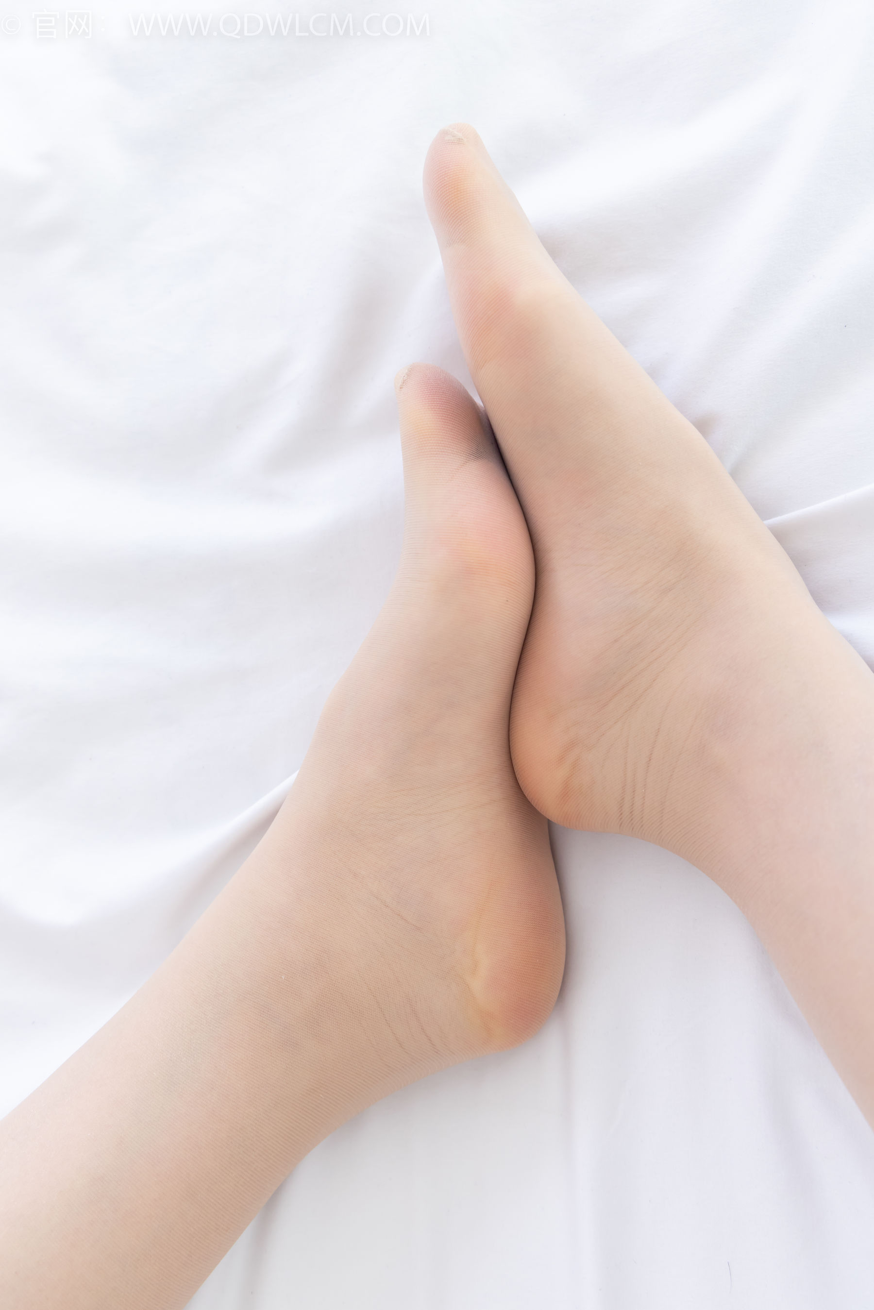 物恋传媒 No.2316 小影 - 三双高跟鞋、薄肉丝、裸足/(170P)