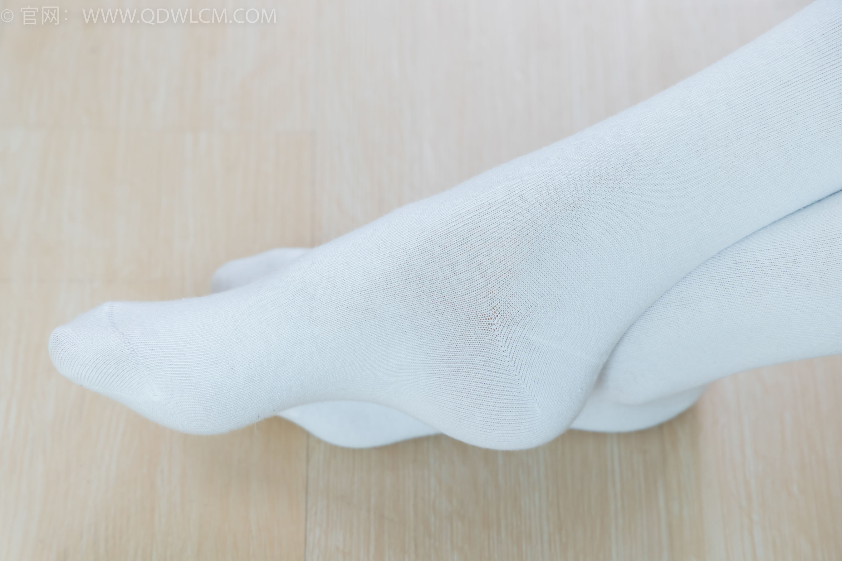 物恋传媒 No.2312 茯苓 - 长靴、过膝白棉袜、厚肉丝/(160P)