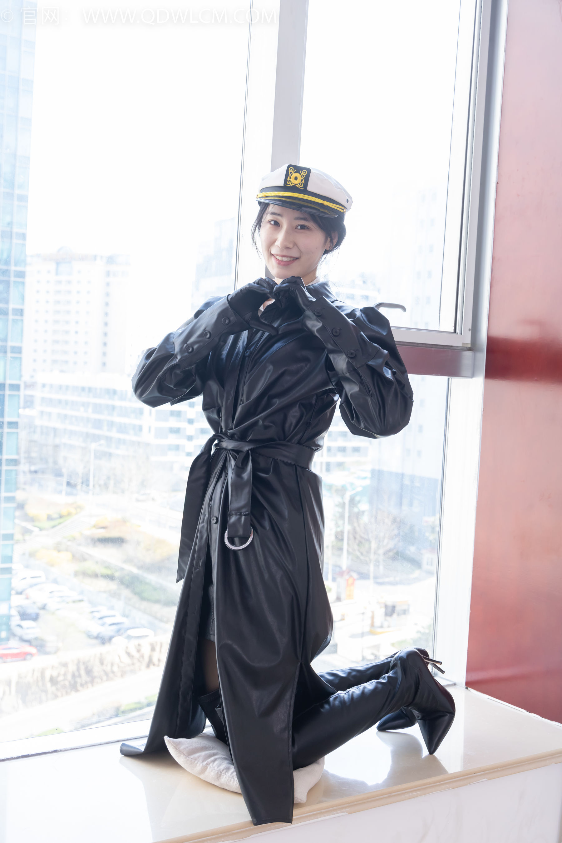 物恋传媒 No.2315 菜菜 - 高跟长靴、薄黑丝/(160P)