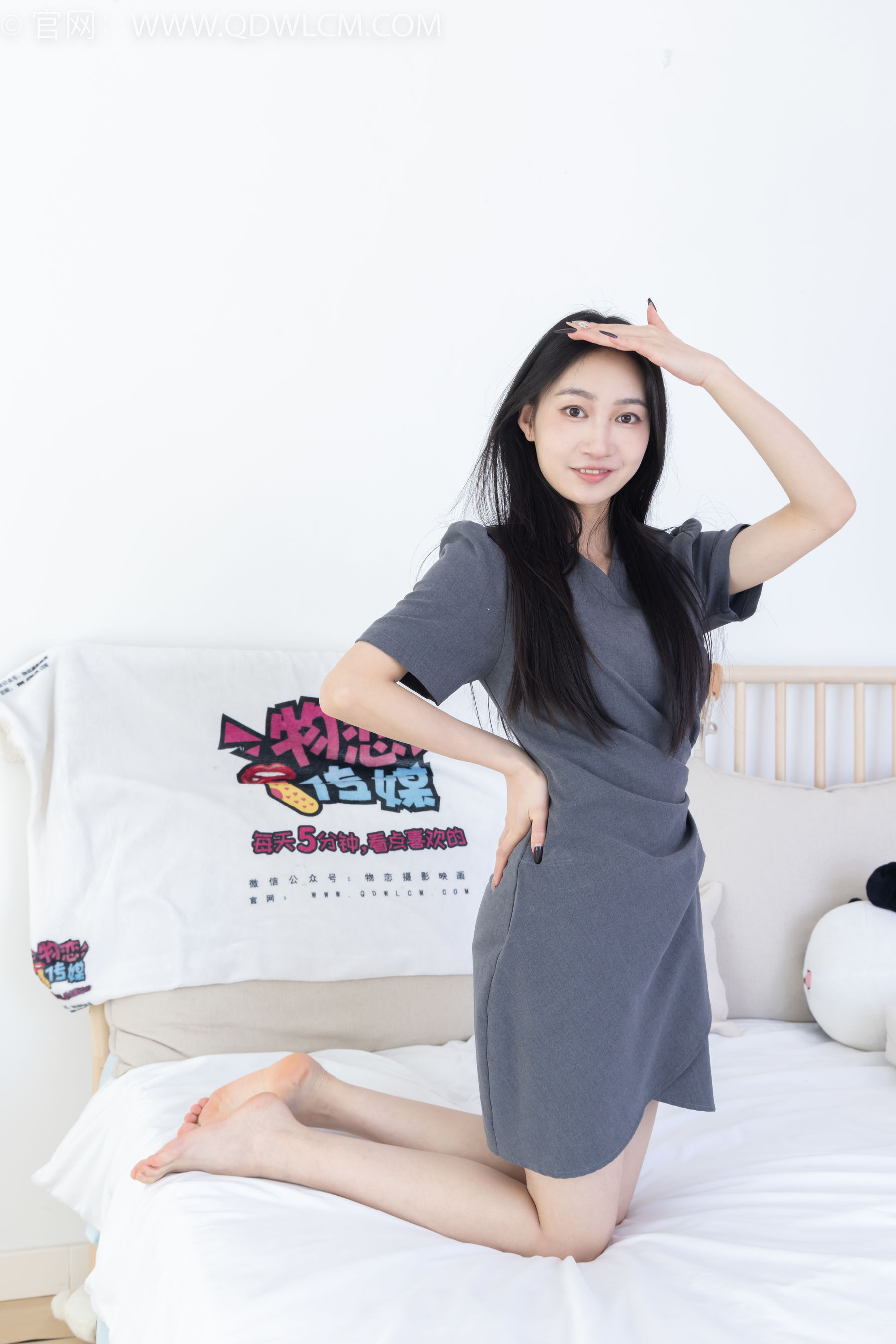 物恋传媒 No.2316 小影 - 三双高跟鞋、薄肉丝、裸足/(170P)