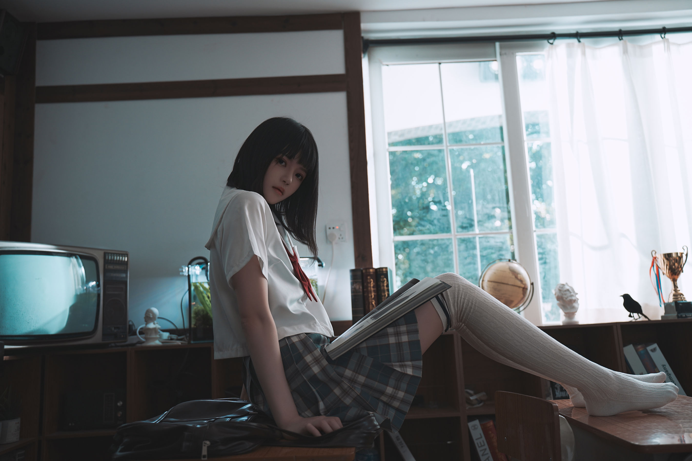 桜桃喵 - 教室死库水/(48P)