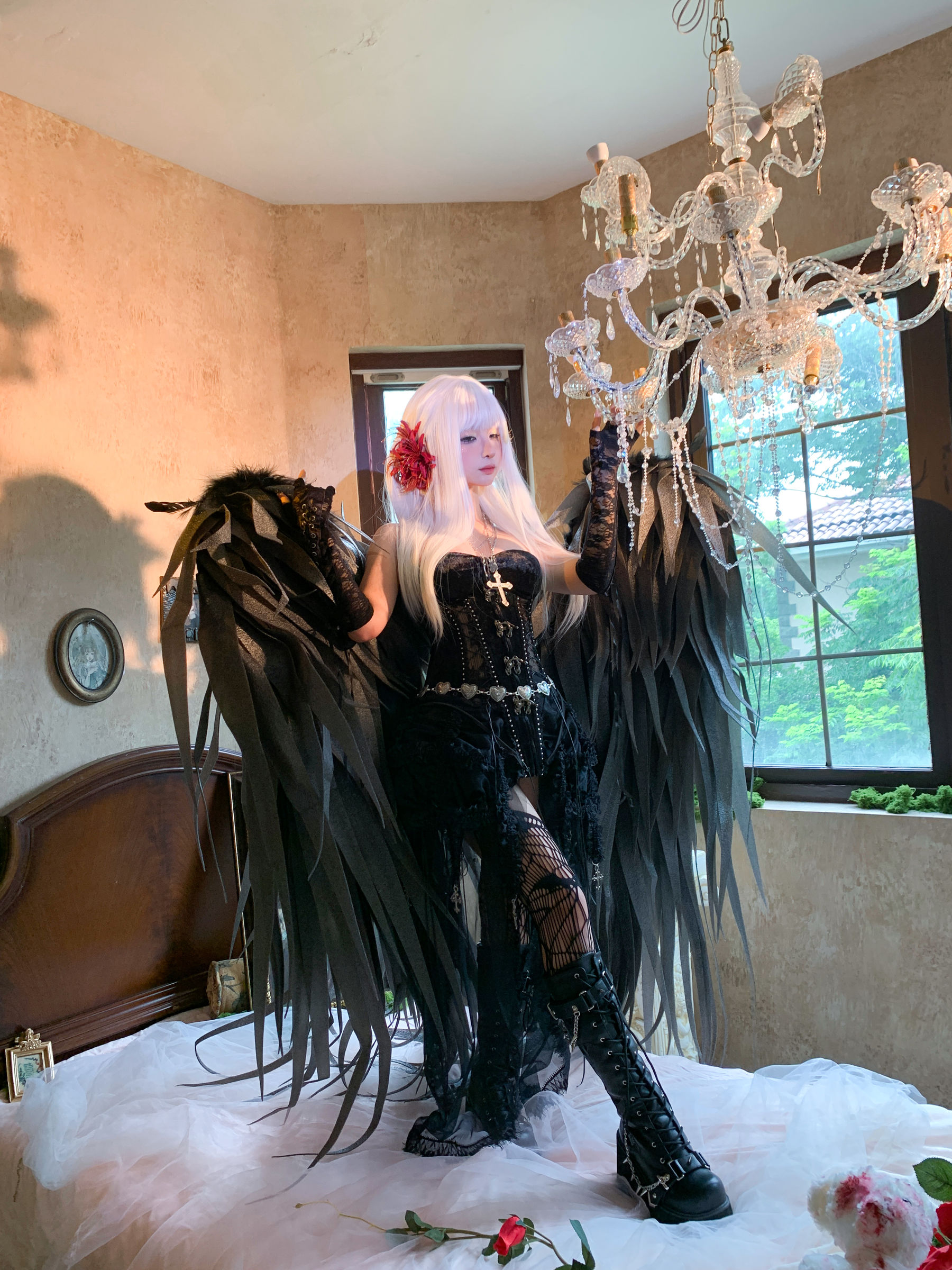 动漫博主 蠢沫沫 - 黑天鹅/(84P)