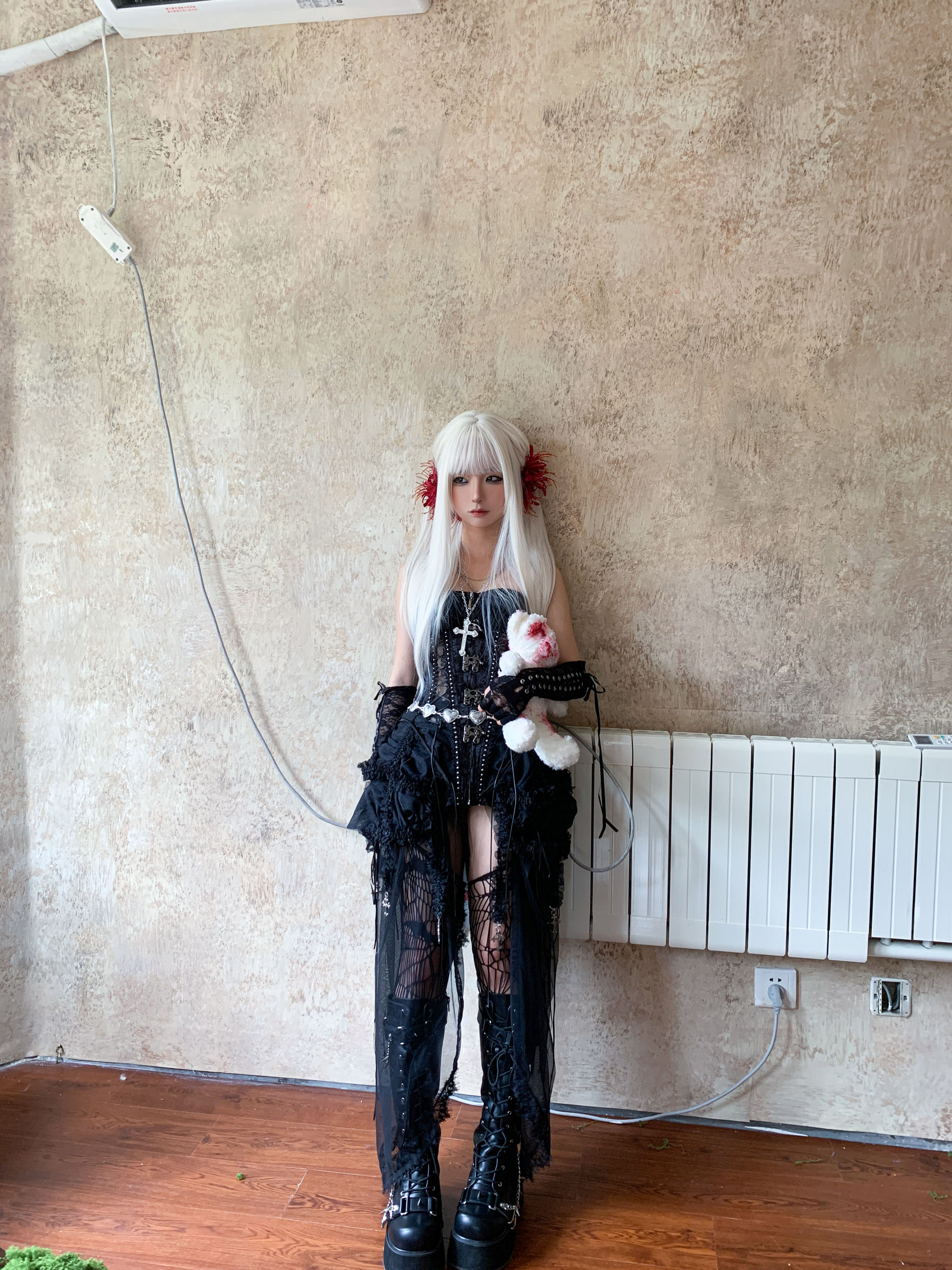 动漫博主 蠢沫沫 - 黑天鹅/(84P)