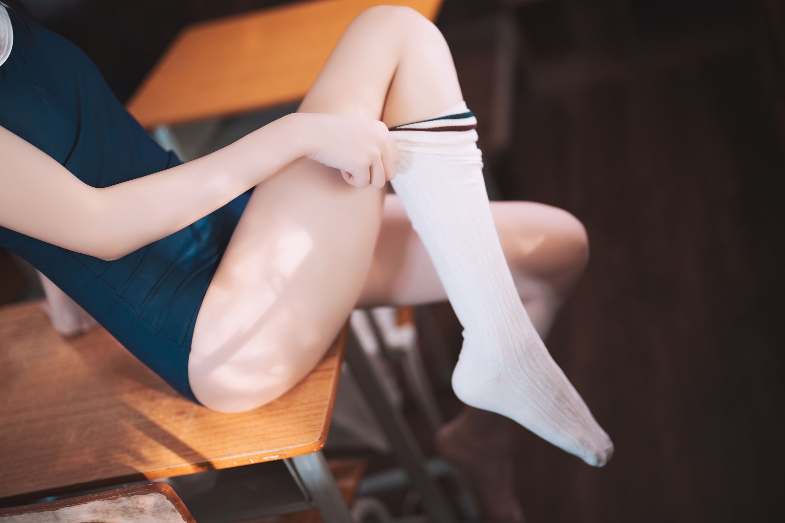 桜桃喵 - 教室死库水/(48P)