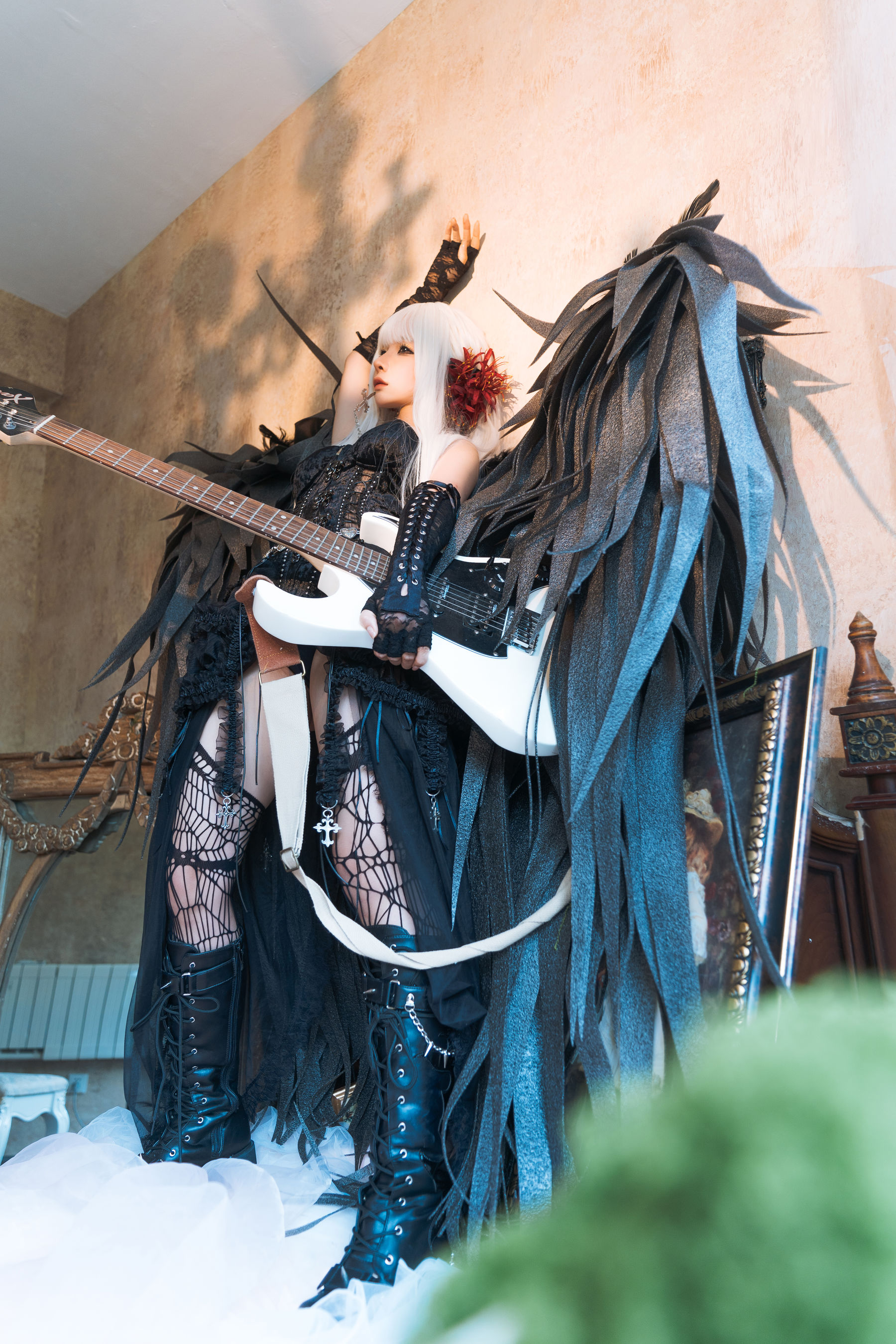 动漫博主 蠢沫沫 - 黑天鹅/(84P)