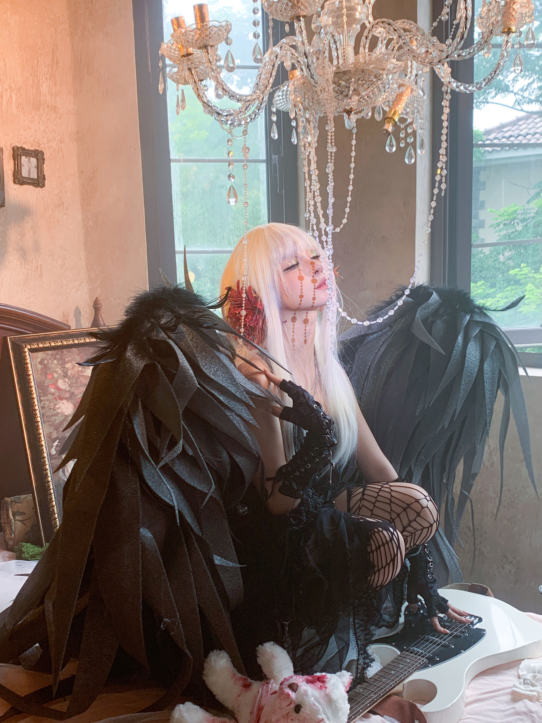 动漫博主 蠢沫沫 - 黑天鹅/(84P)