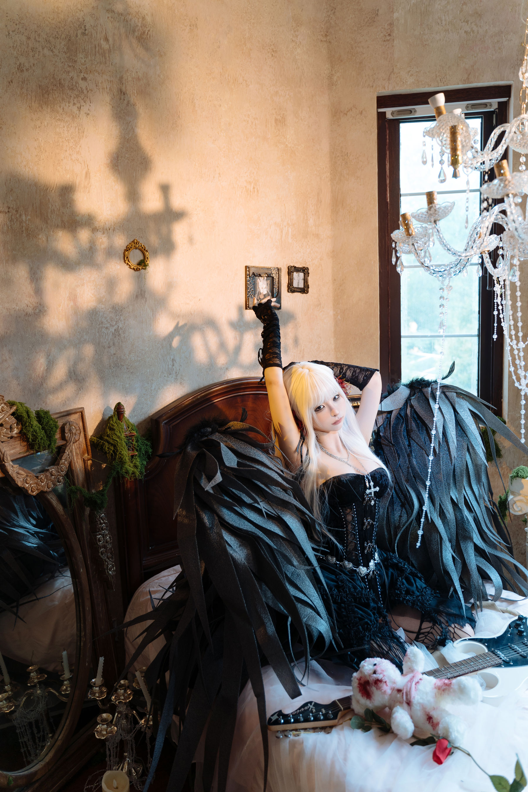 动漫博主 蠢沫沫 - 黑天鹅/(84P)