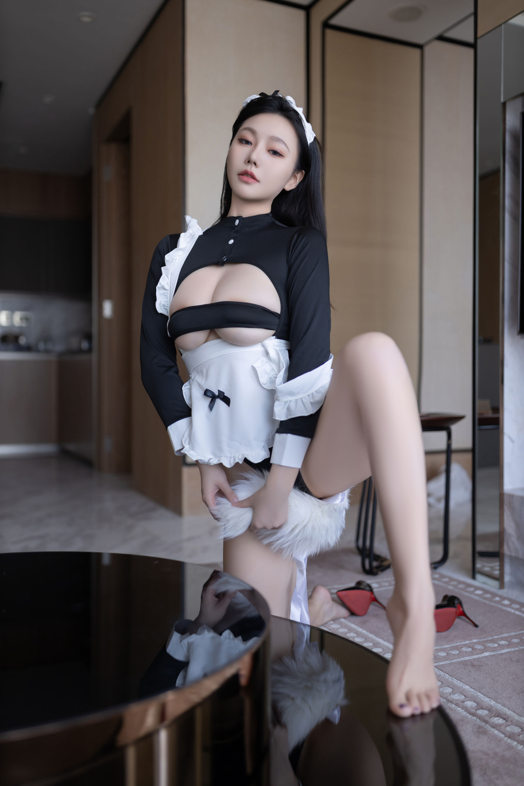 安然 - 黑丝女仆/(90P)