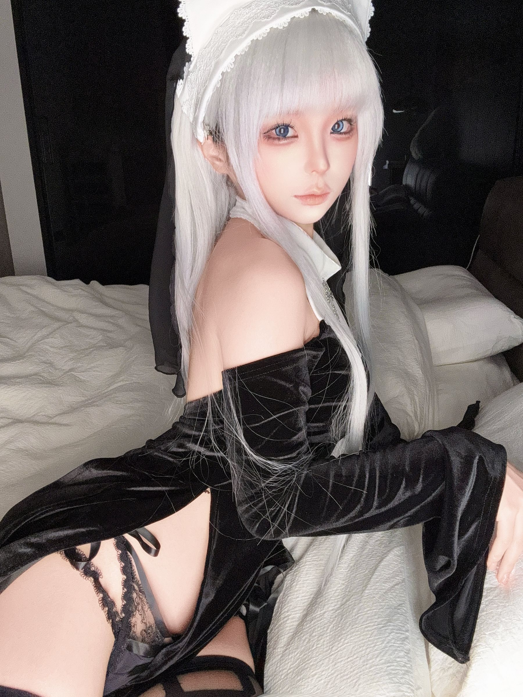 动漫博主 蠢沫沫 - 2025.03 自拍集 - ③/(27P)