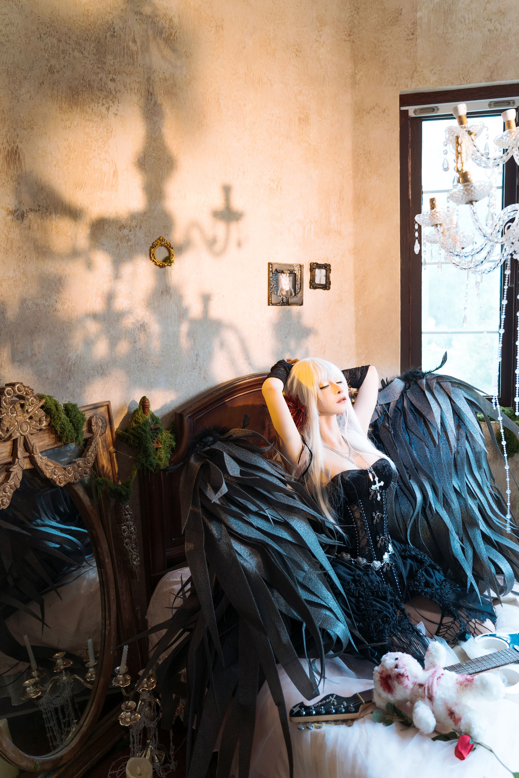 动漫博主 蠢沫沫 - 黑天鹅/(84P)