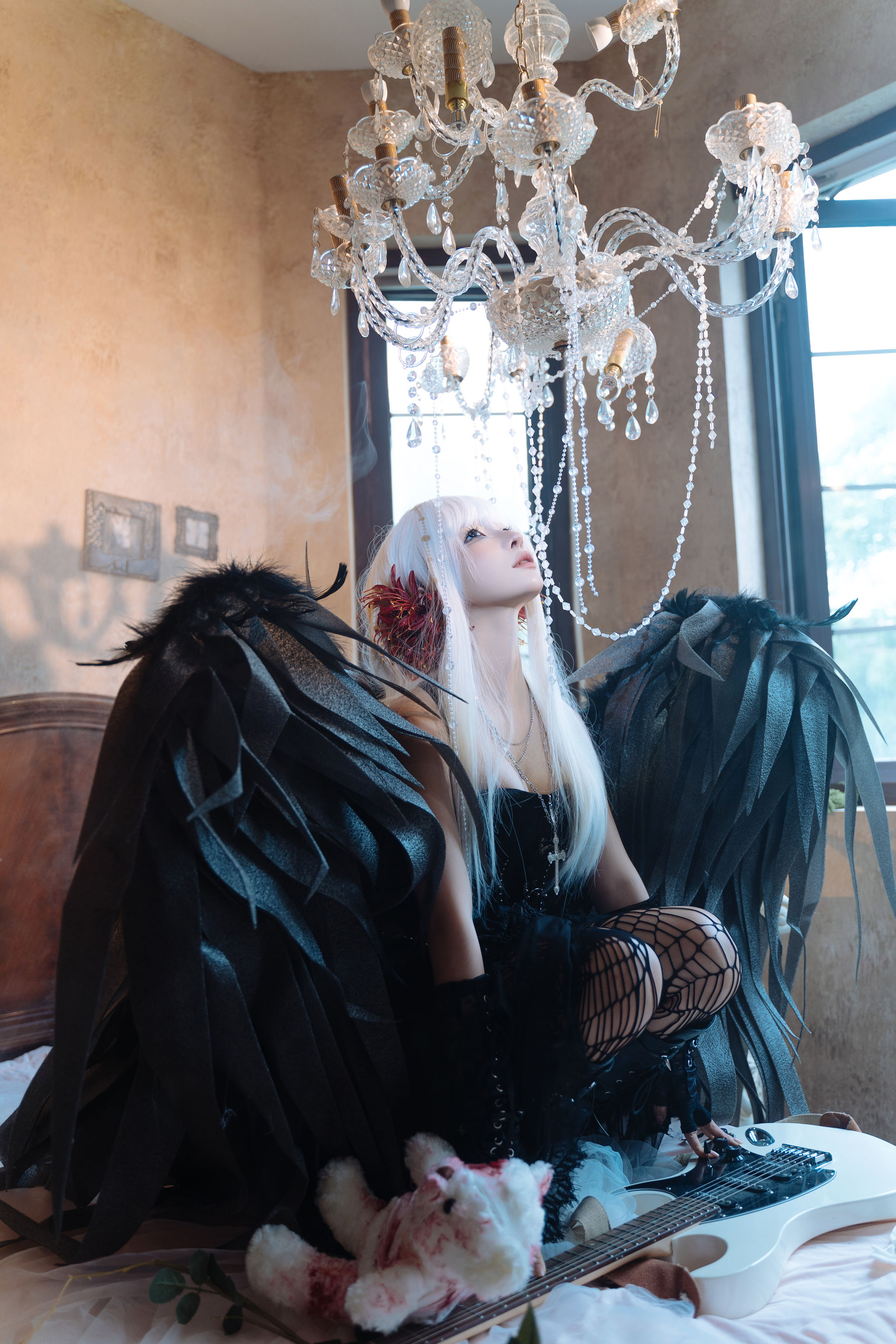 动漫博主 蠢沫沫 - 黑天鹅/(84P)