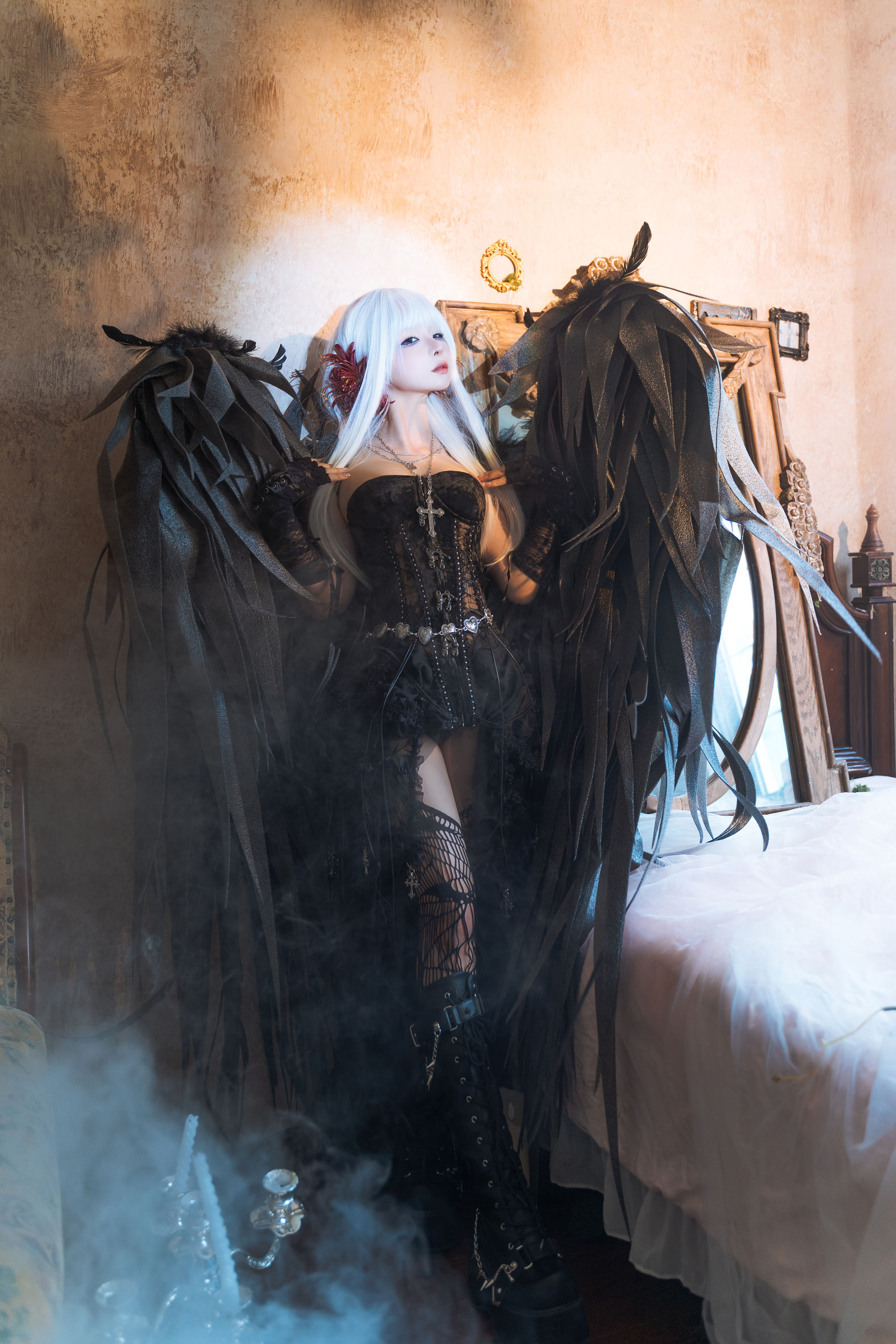 动漫博主 蠢沫沫 - 黑天鹅/(84P)