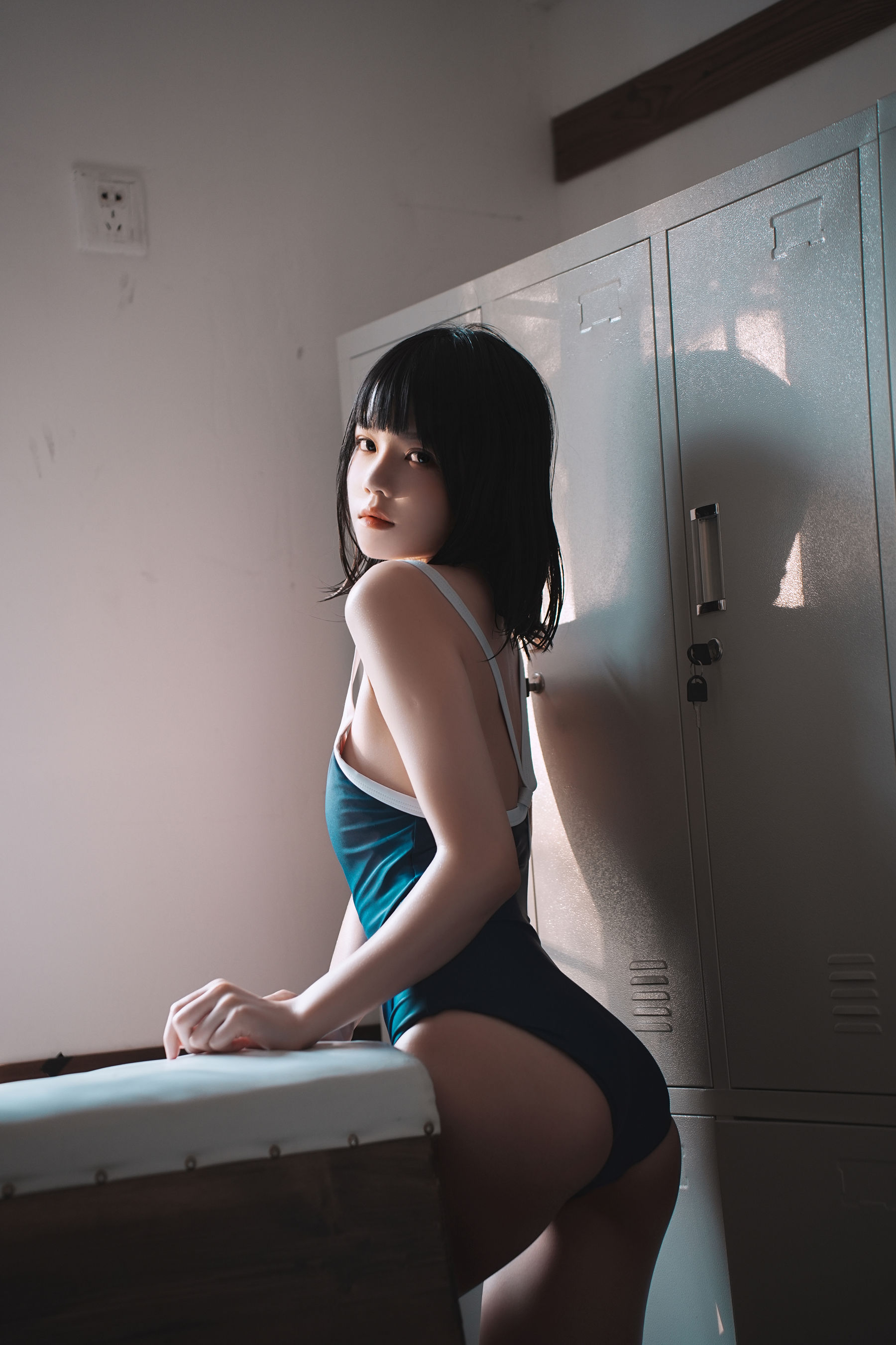 桜桃喵 - 教室死库水/(48P)