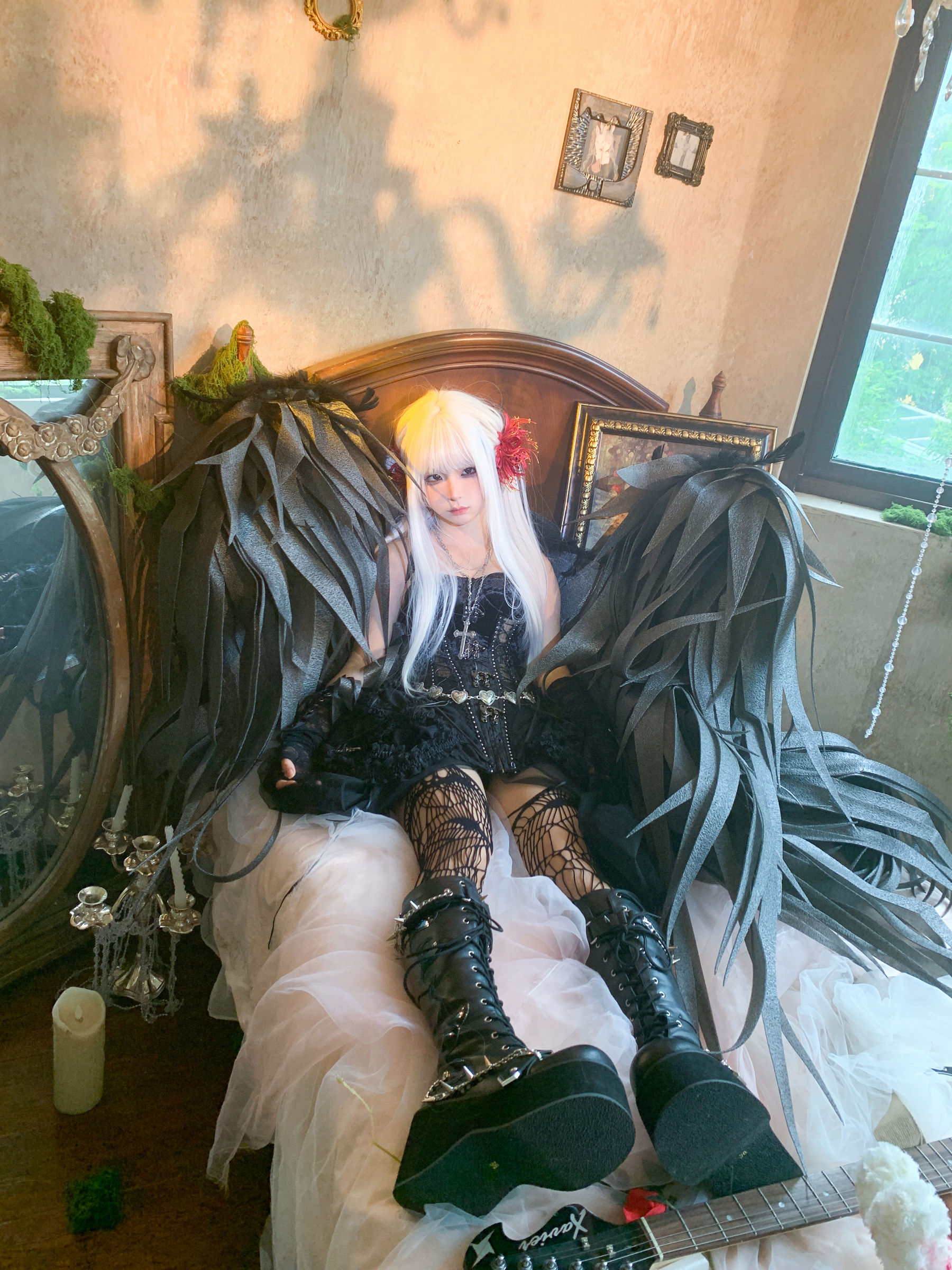 动漫博主 蠢沫沫 - 黑天鹅/(84P)