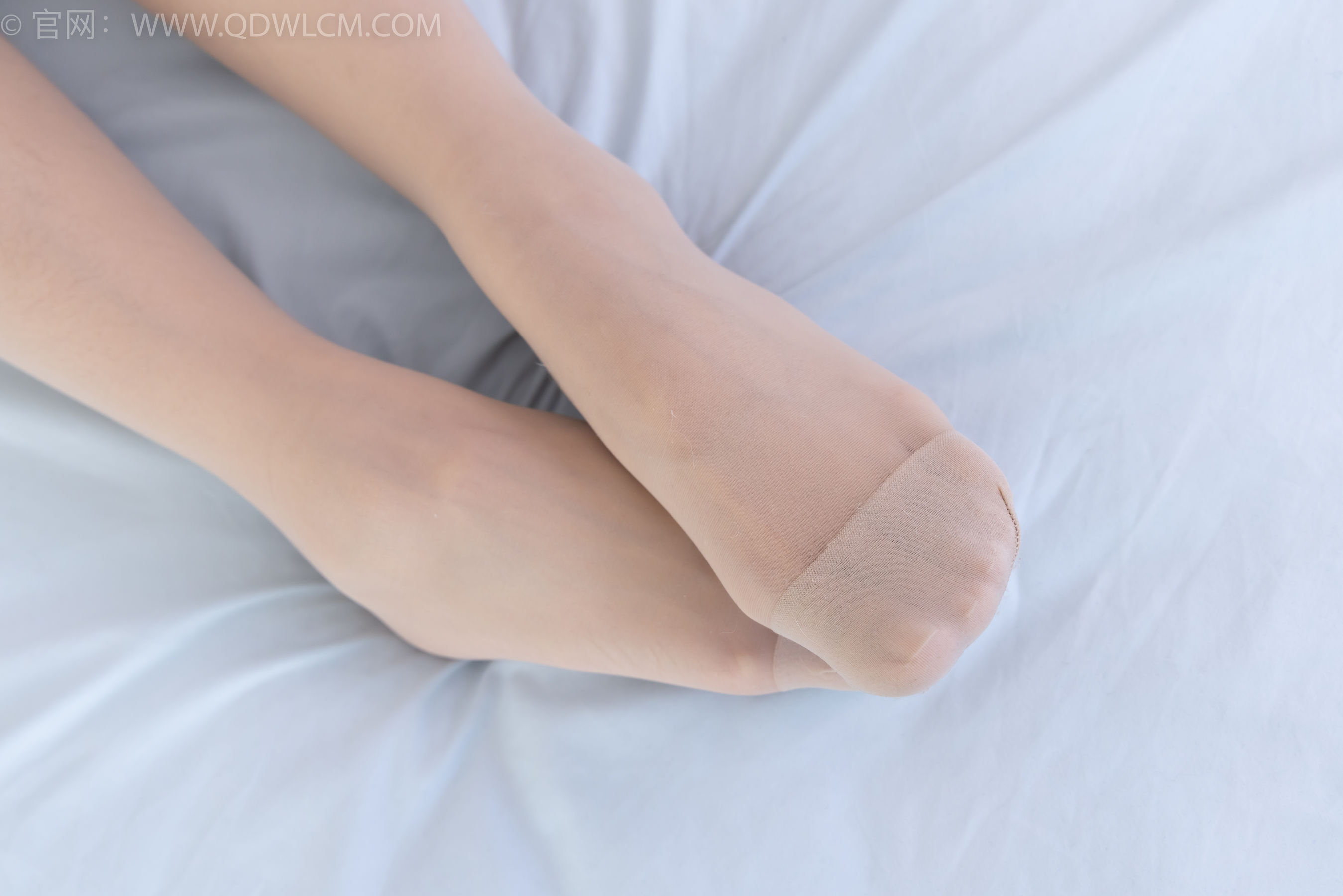 物恋传媒 No.2343 岚岚 - 高跟鞋、自然穿旧薄肉丝、短旗袍/(170P)