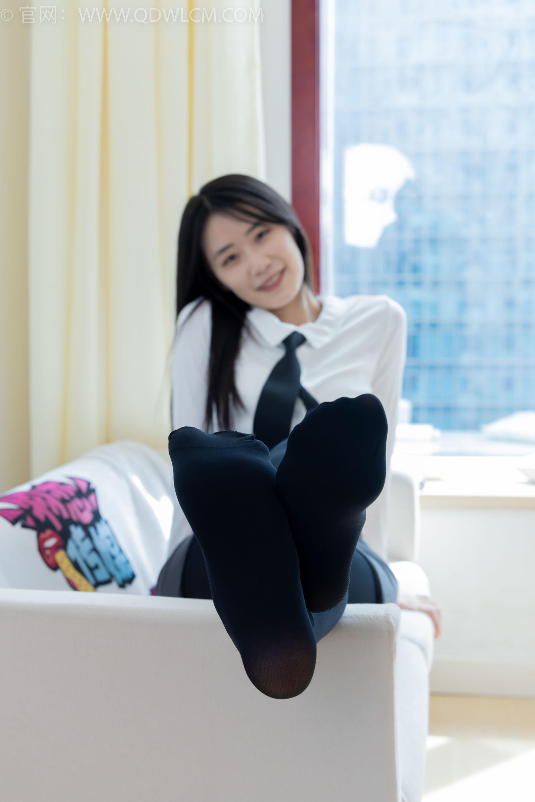 物恋传媒 No.2346 菜菜 - 运动鞋、厚黑丝、裸足/(167P)