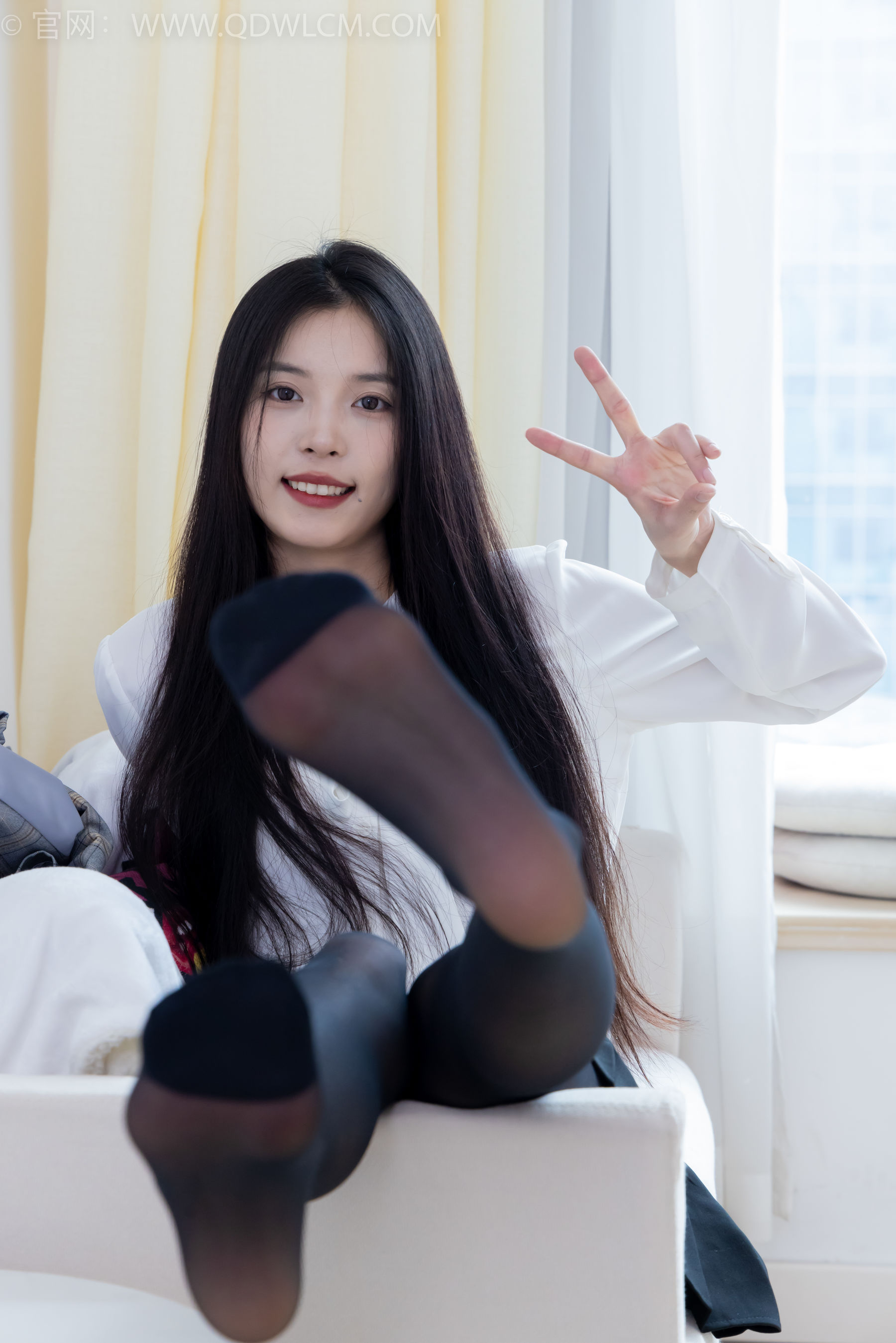 物恋传媒 No.2349 茯苓 - 高跟长靴、高跟凉鞋、厚肉丝、薄黑丝/(175P)