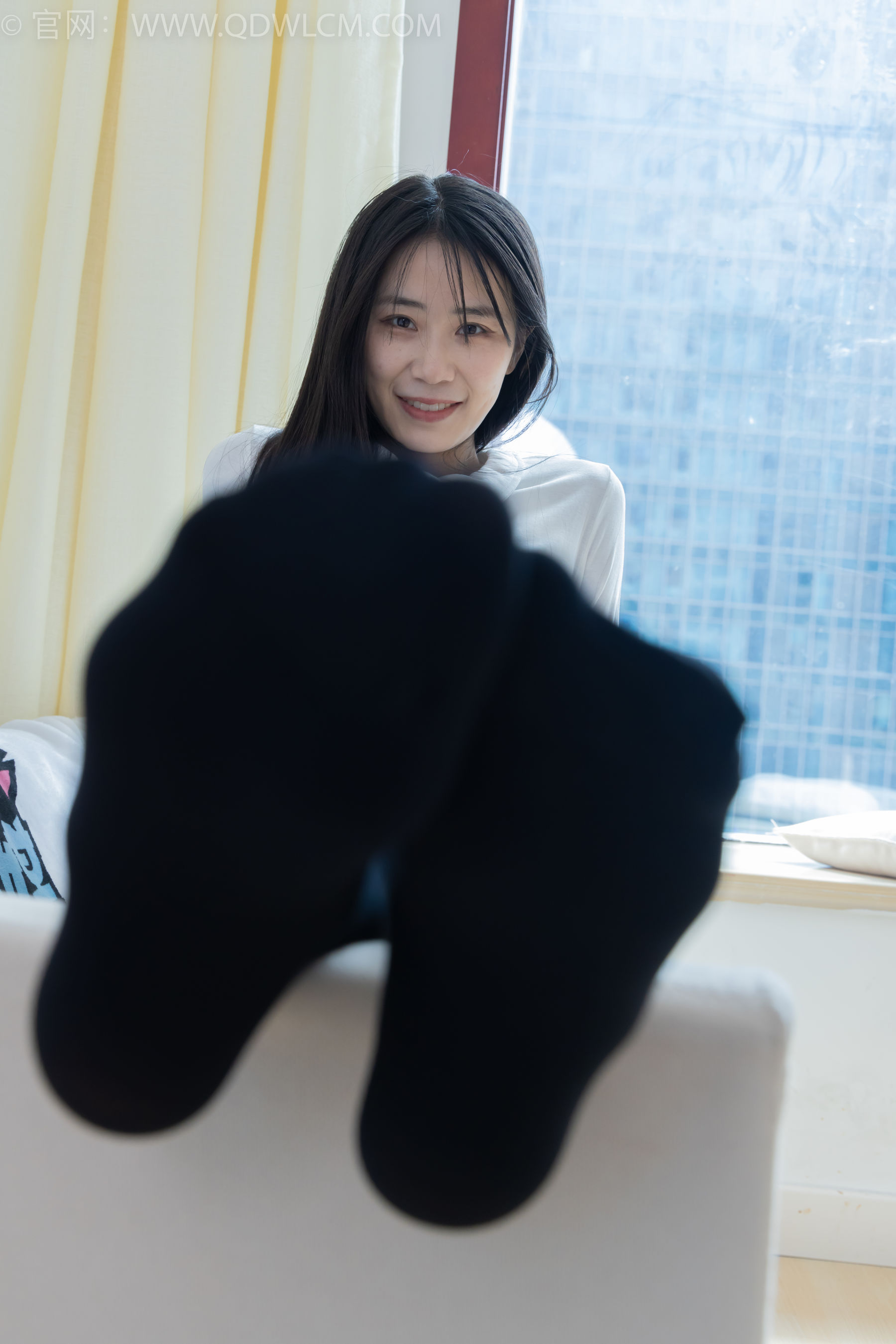 物恋传媒 No.2346 菜菜 - 运动鞋、厚黑丝、裸足/(167P)