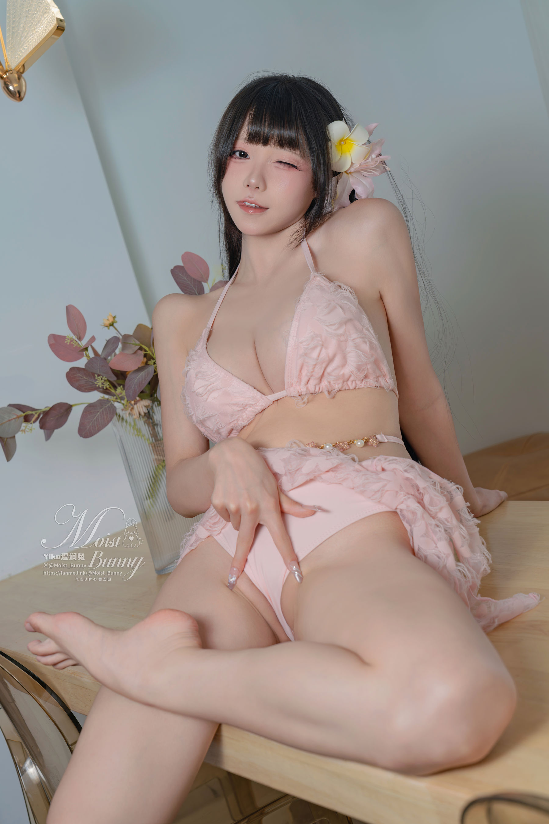 咬一口兔娘 - 粉红假日/(77P)