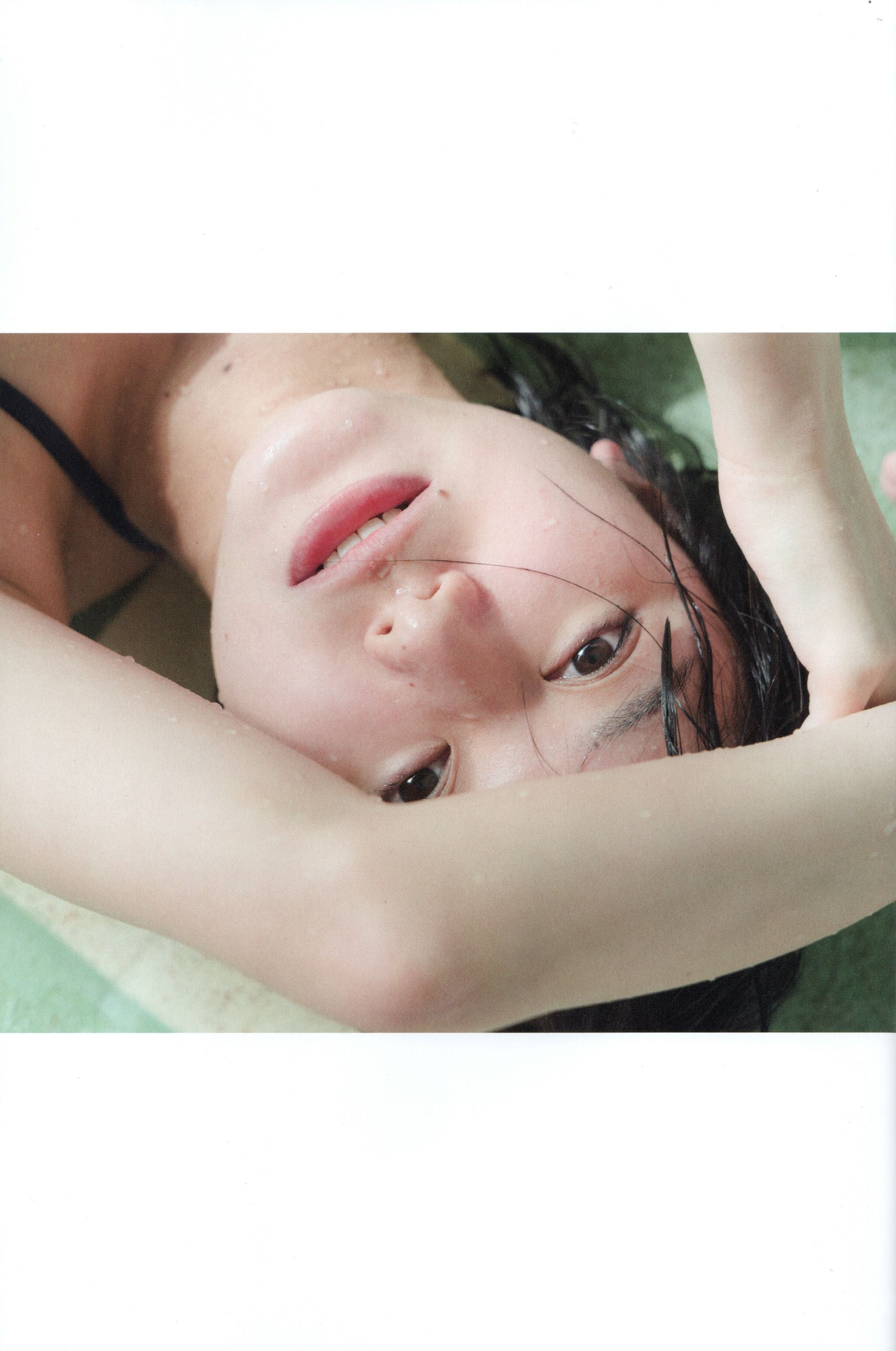 大西桃香 - 桃の眺め方/(119P)