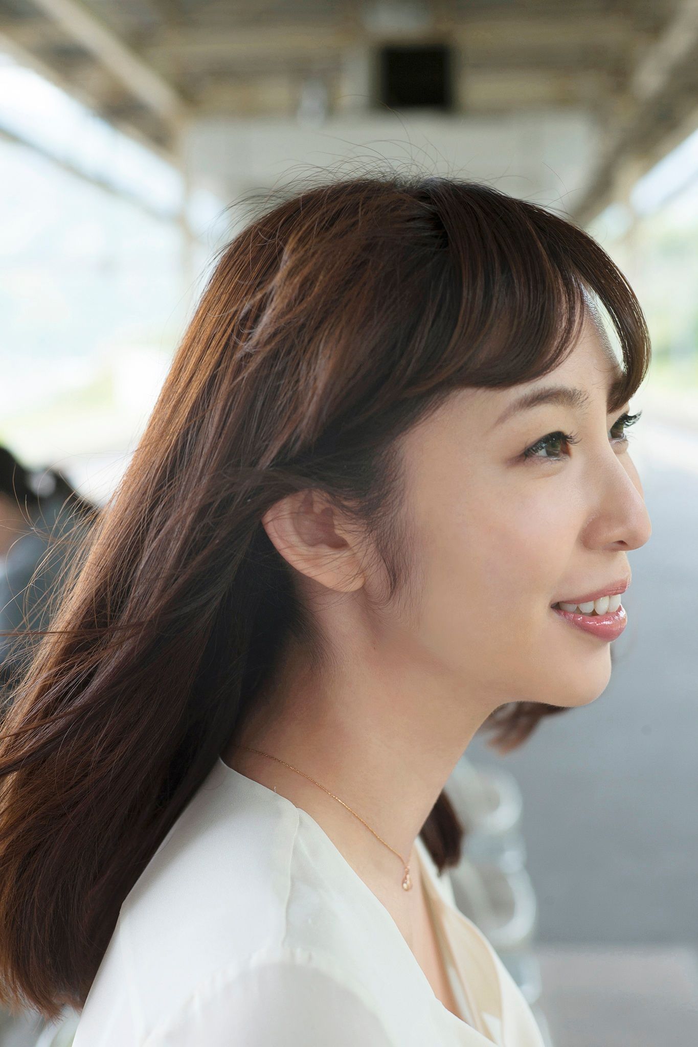 塩地美澄 - 日本一SEXYな美女アナと温泉旅/(88P)