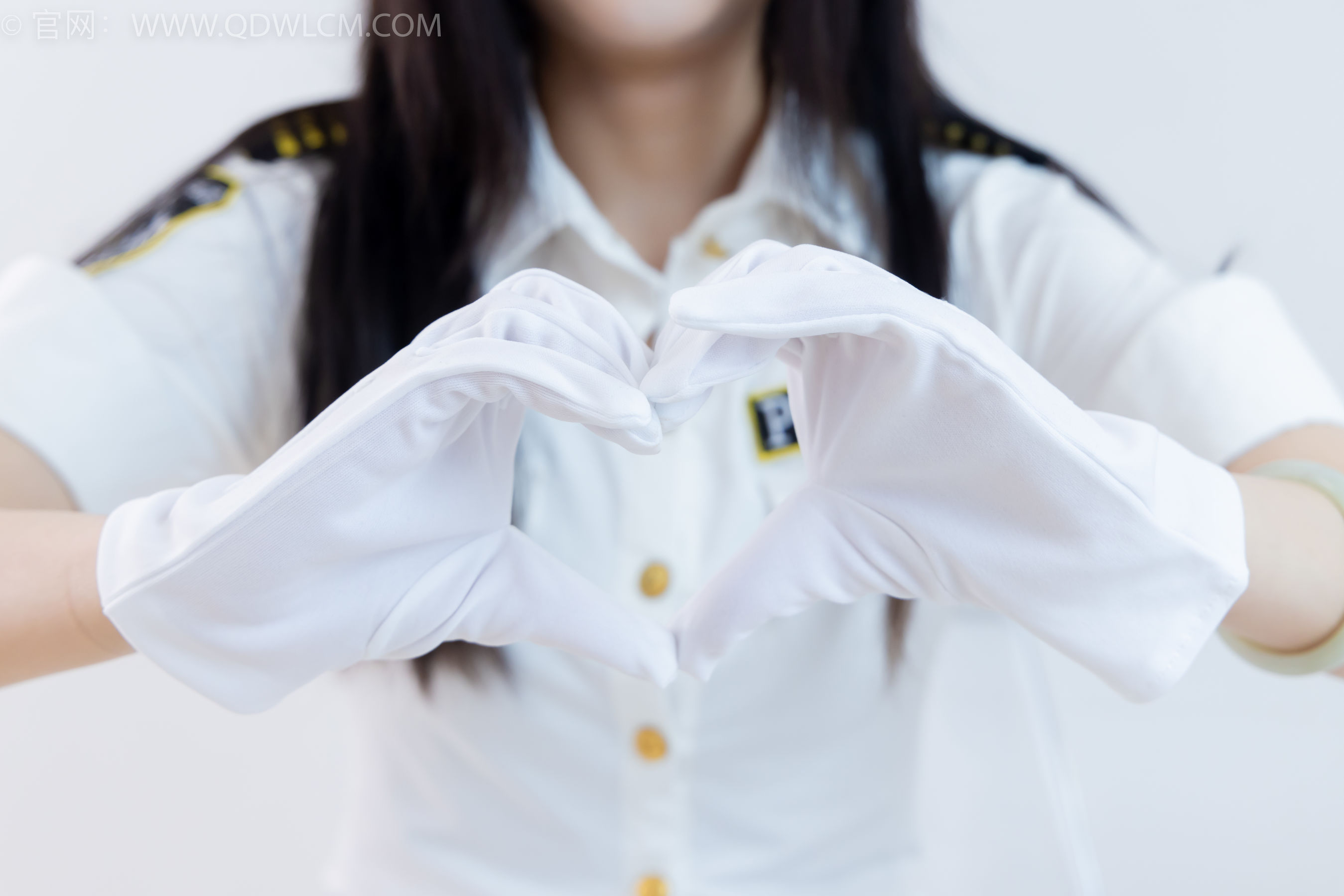 物恋传媒 No.2372 嘟嘟 - 高跟鞋、手套、薄黑丝脚尖加固款、薄肉丝脚尖加固款/(170P)