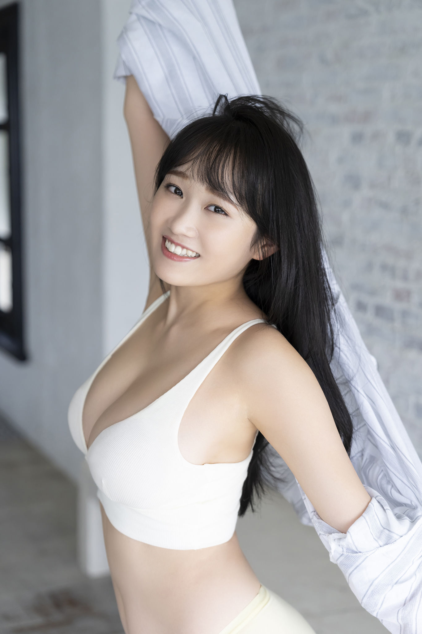 奥村梨穂 - 奇跡の神乳 vol.1/(49P)