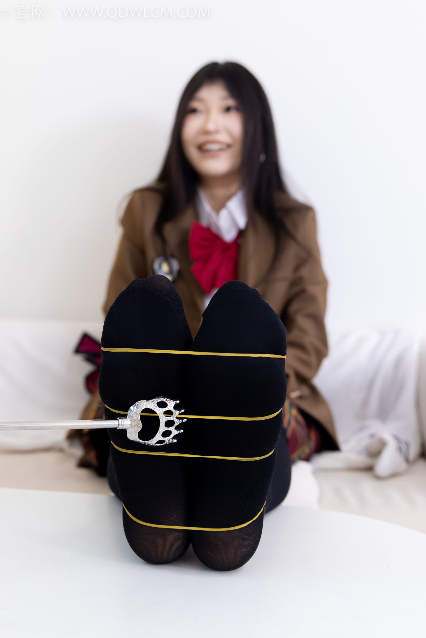 物恋传媒 No.2367 嘟嘟 - 皮鞋、厚黑丝、jk制服/(165P)