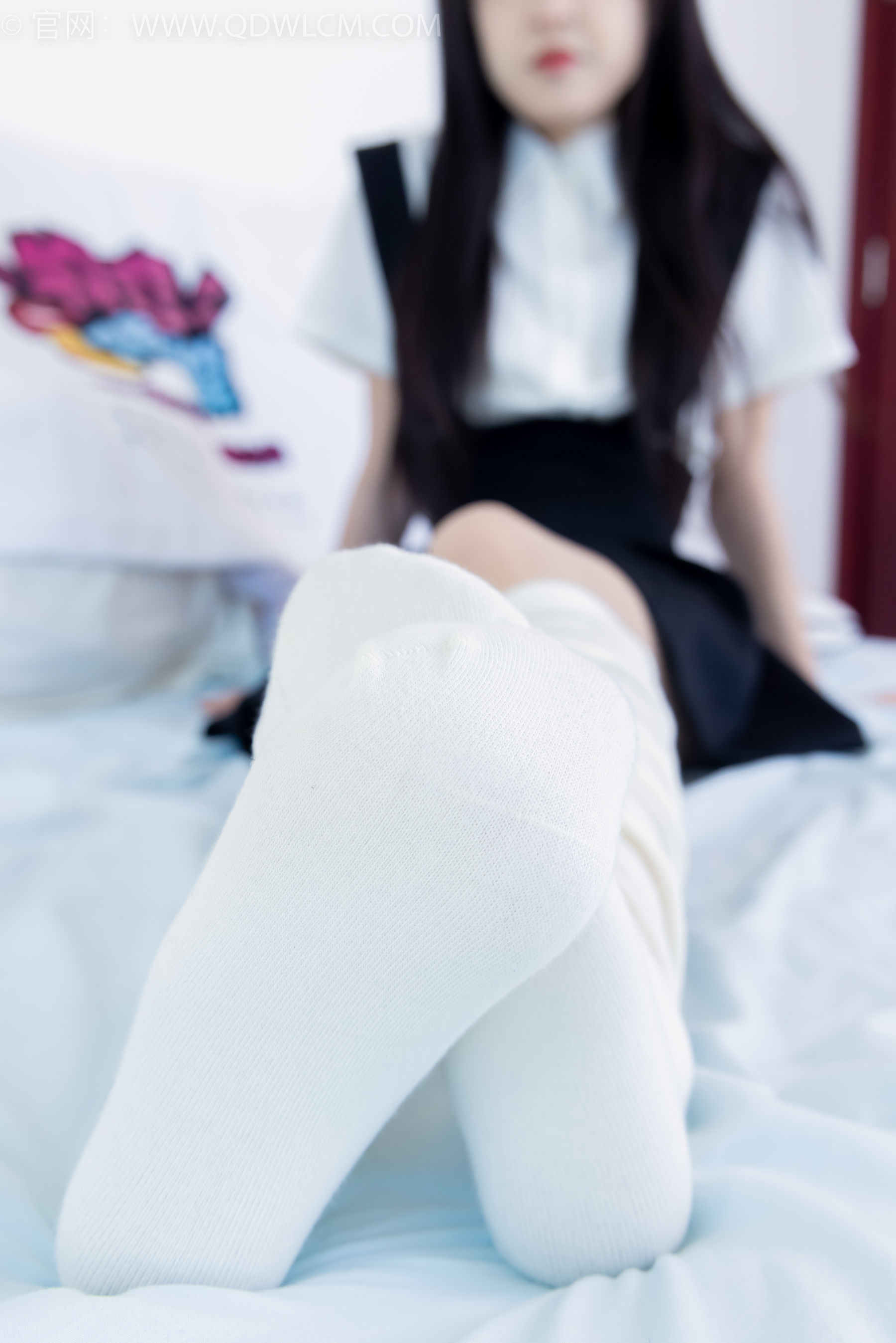 物恋传媒 No.2369 嘉木 - 长靴、长筒小腿白棉袜、蝴蝶薄肉丝/(200P)