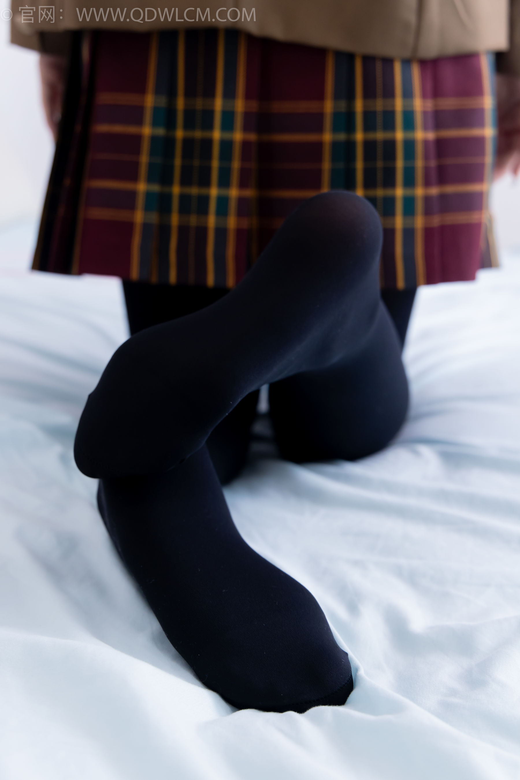 物恋传媒 No.2367 嘟嘟 - 皮鞋、厚黑丝、jk制服/(165P)